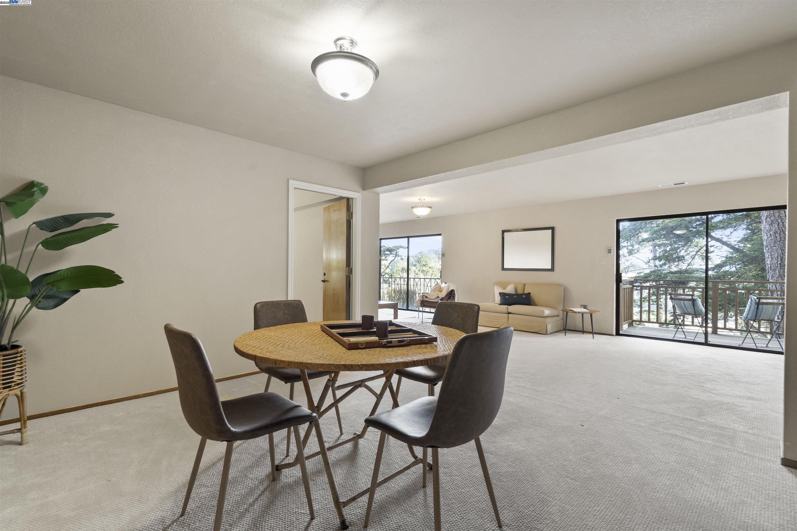 Detail Gallery Image 15 of 33 For 2266 9th Ave, San Francisco,  CA 94116 - 5 Beds | 3/1 Baths