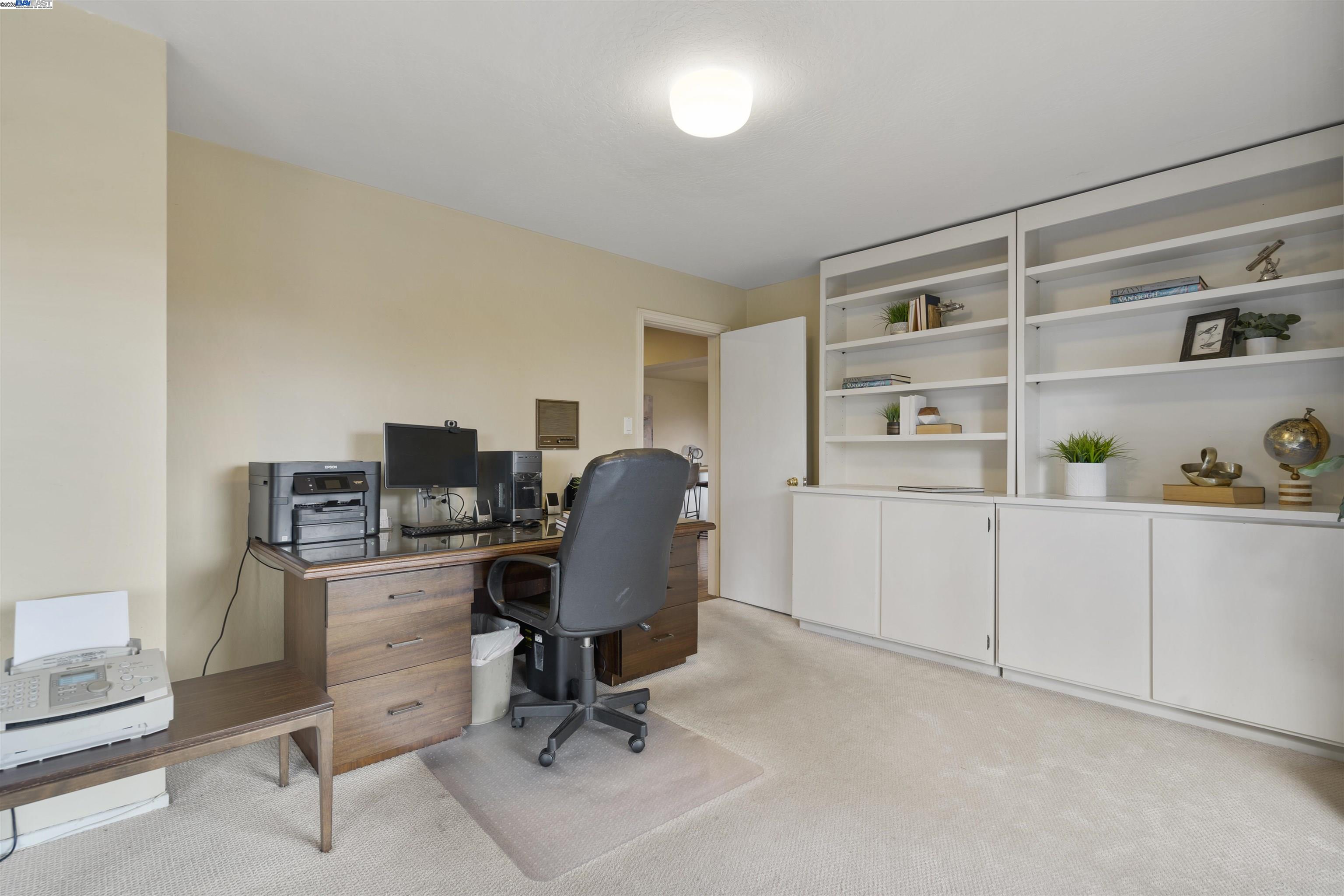Detail Gallery Image 17 of 33 For 2266 9th Ave, San Francisco,  CA 94116 - 5 Beds | 3/1 Baths