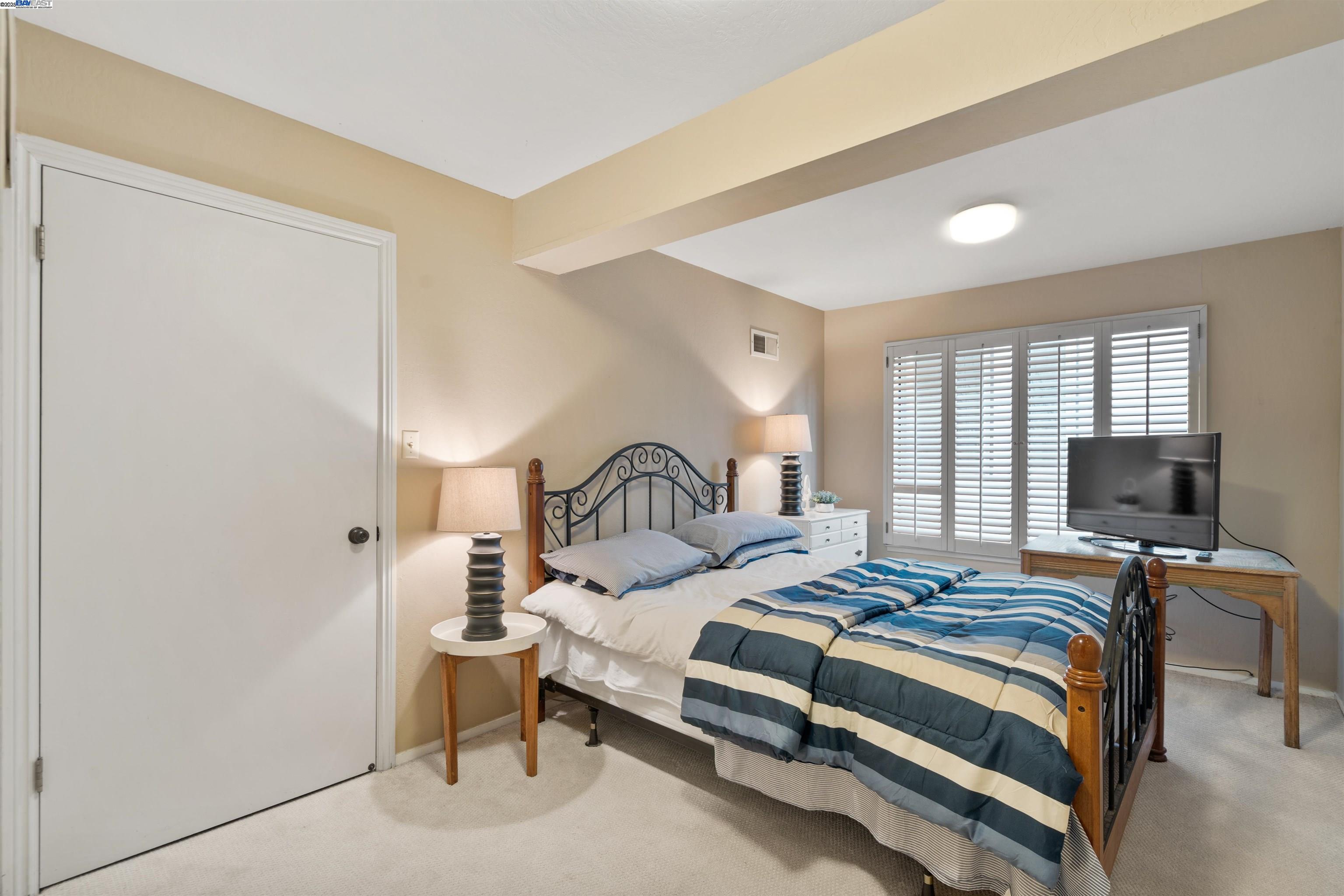 Detail Gallery Image 25 of 33 For 2266 9th Ave, San Francisco,  CA 94116 - 5 Beds | 3/1 Baths