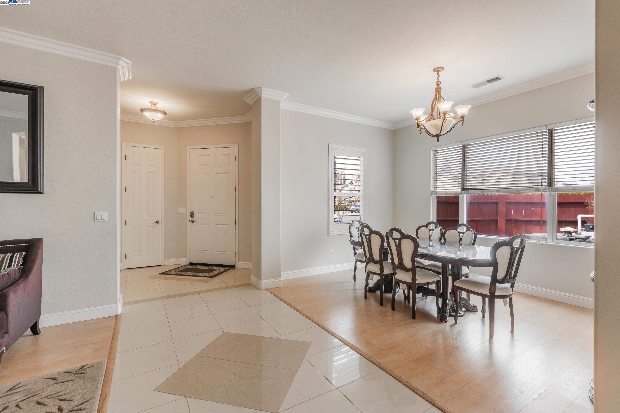 Detail Gallery Image 13 of 54 For 2324 San Marco Ct, Manteca,  CA 95337 - 4 Beds | 3 Baths
