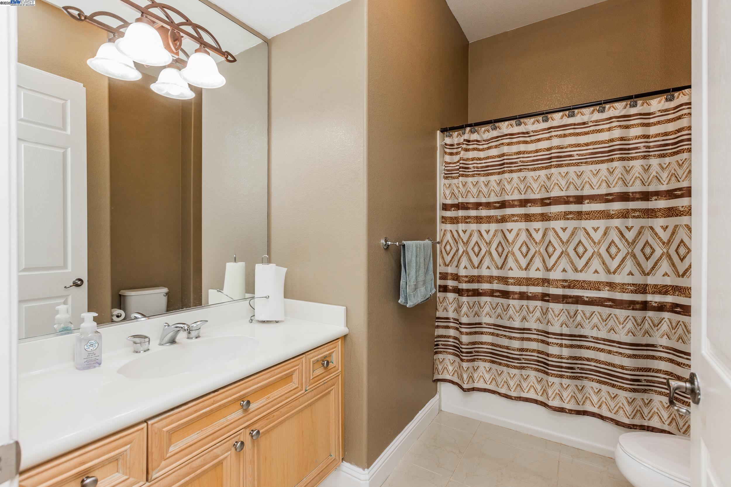 Detail Gallery Image 28 of 54 For 2324 San Marco Ct, Manteca,  CA 95337 - 4 Beds | 3 Baths