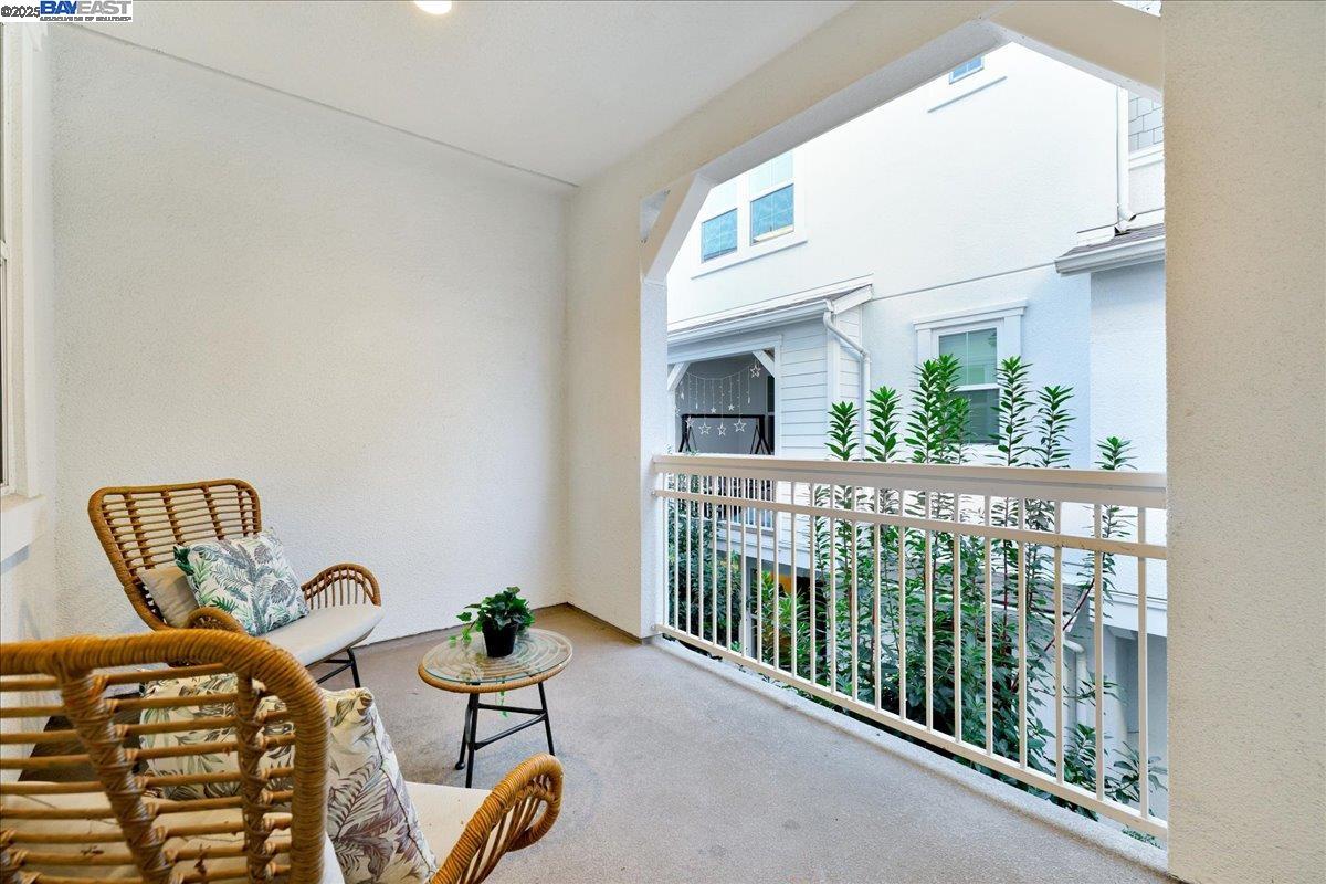 Detail Gallery Image 17 of 48 For 337 Wild Rose Way, Milpitas,  CA 95035 - 4 Beds | 3/1 Baths