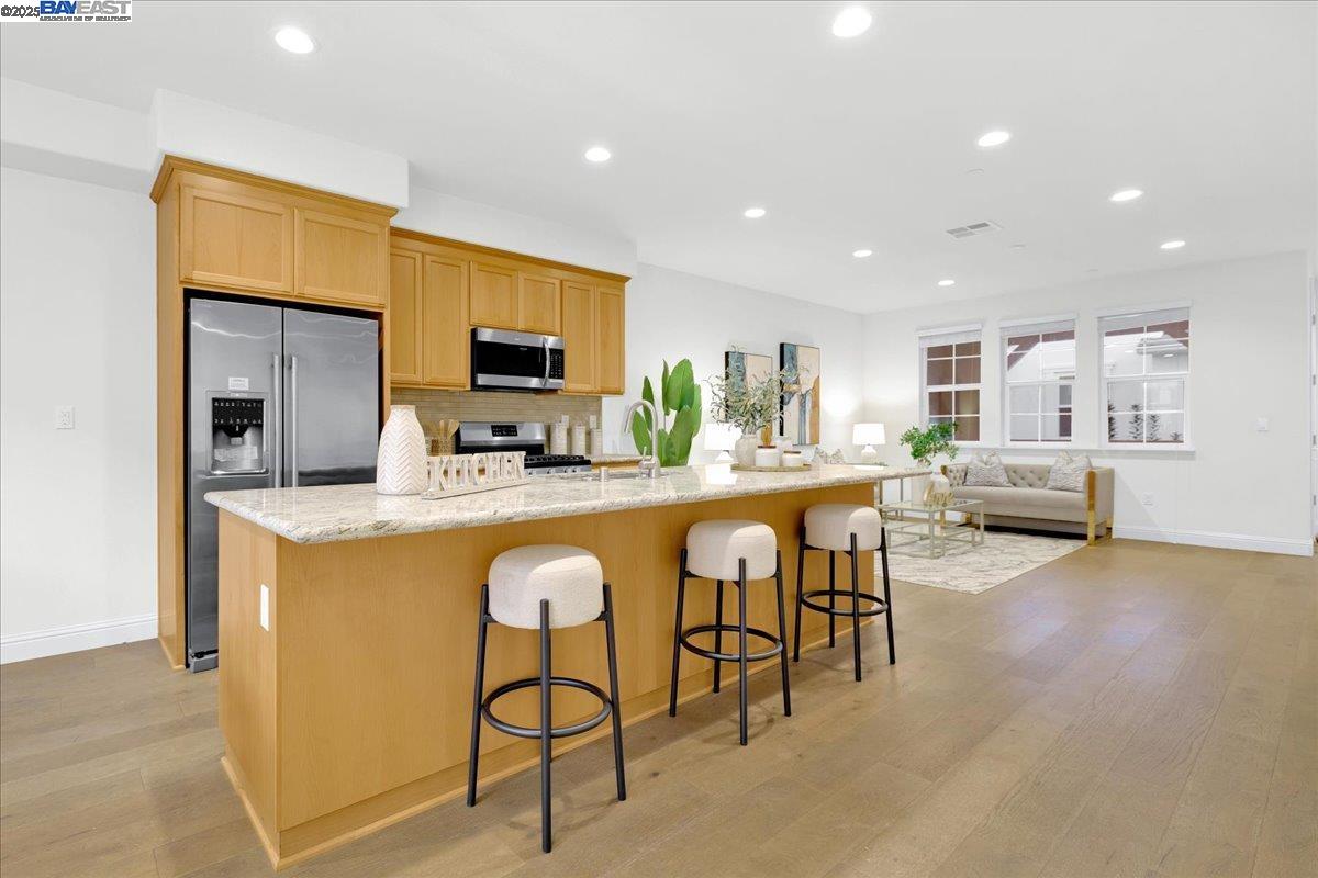 Detail Gallery Image 3 of 48 For 337 Wild Rose Way, Milpitas,  CA 95035 - 4 Beds | 3/1 Baths