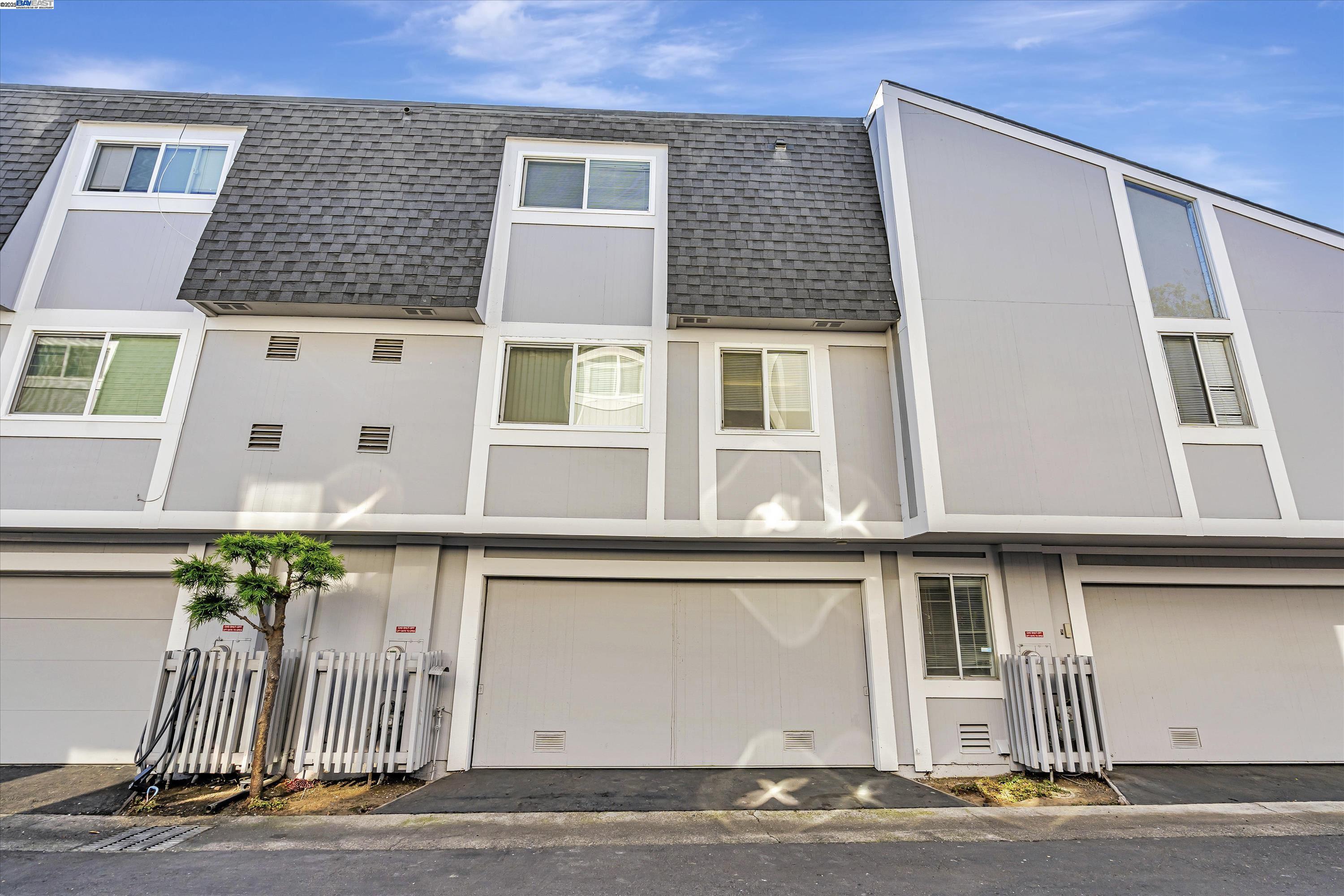 More Details about MLS # 41084524 : 14065 REED AVE