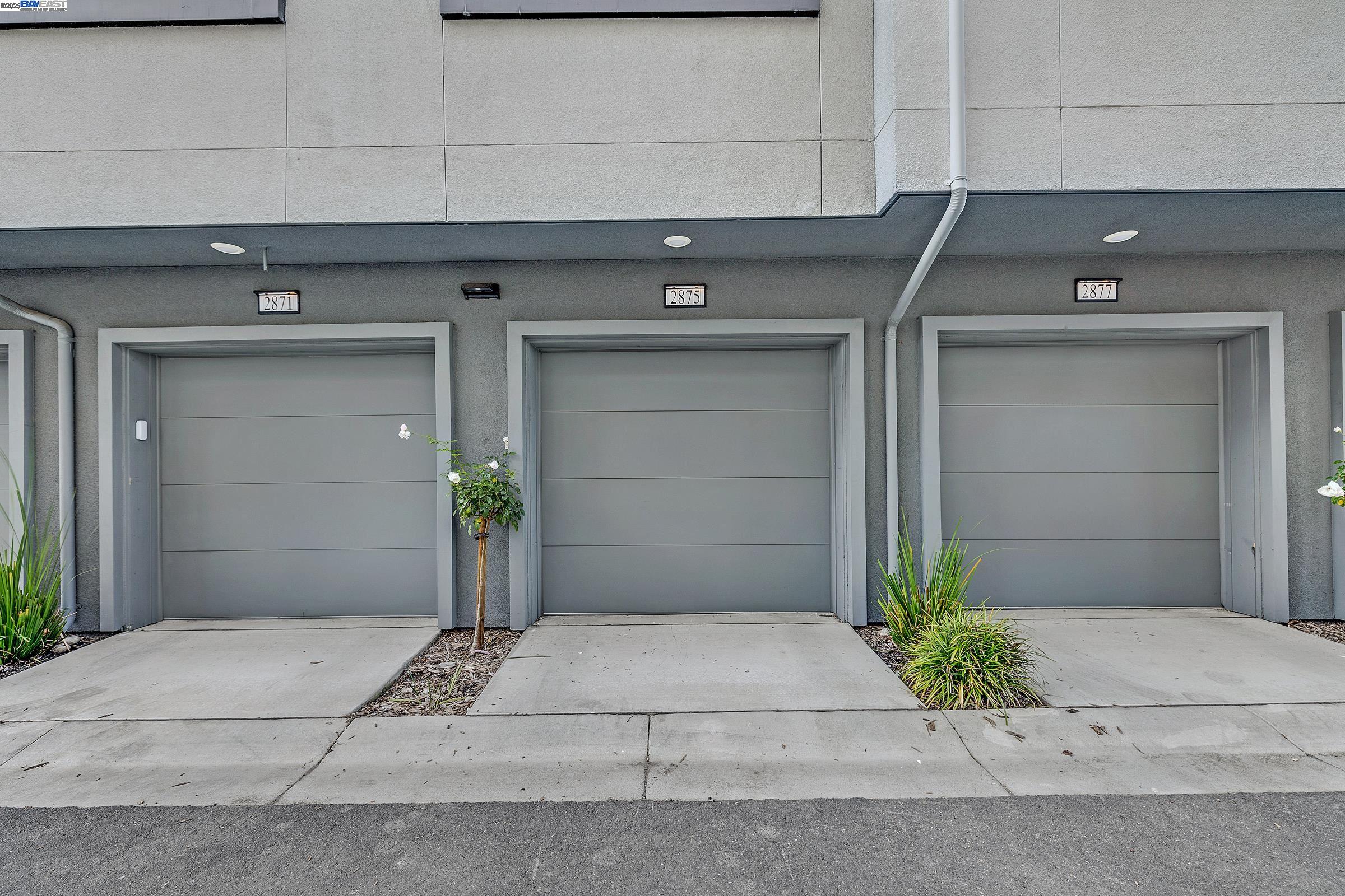property-img