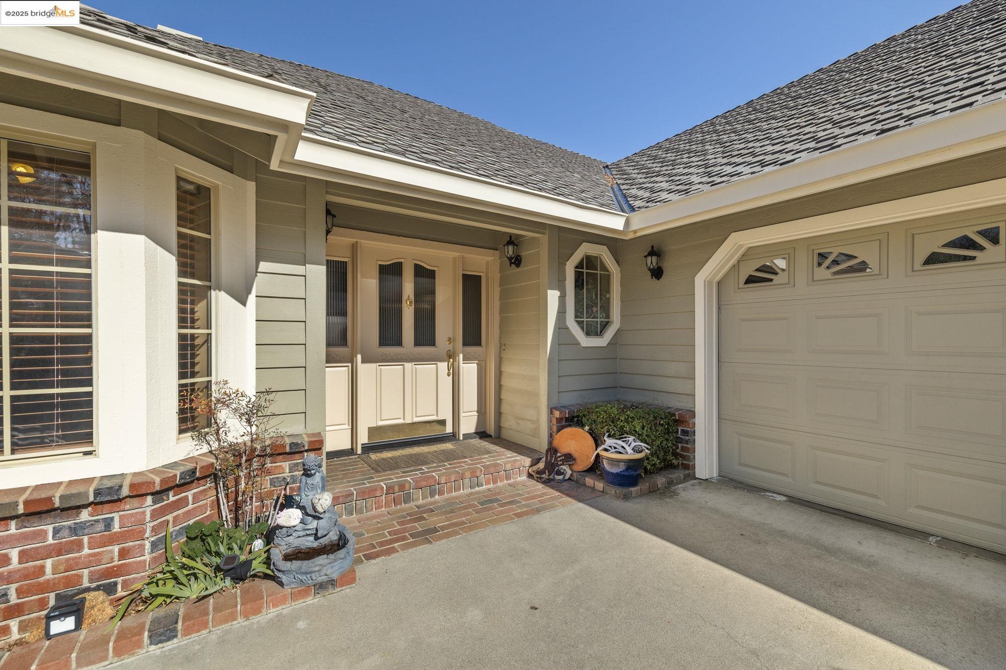 Detail Gallery Image 2 of 59 For 14186 Stanton Cir, Sonora,  CA 95370 - 3 Beds | 2/1 Baths