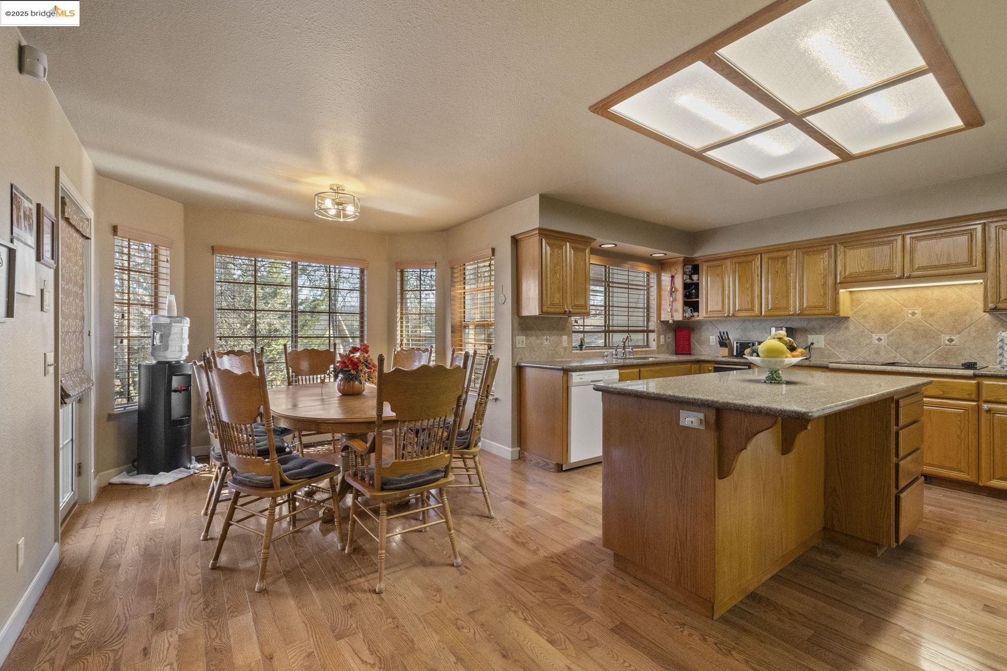Detail Gallery Image 17 of 59 For 14186 Stanton Cir, Sonora,  CA 95370 - 3 Beds | 2/1 Baths