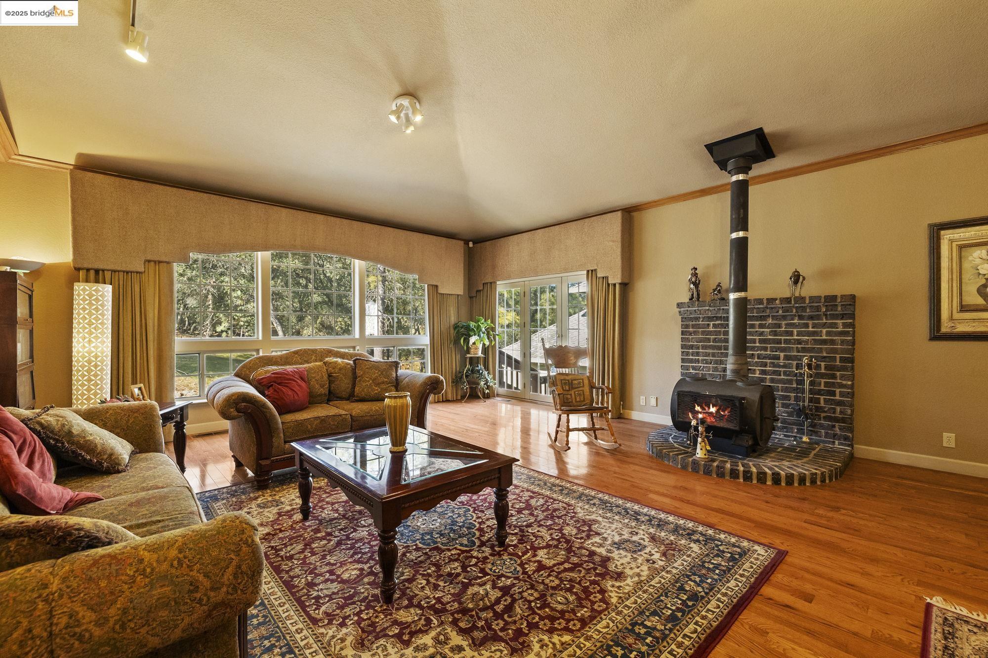 Detail Gallery Image 23 of 59 For 14186 Stanton Cir, Sonora,  CA 95370 - 3 Beds | 2/1 Baths