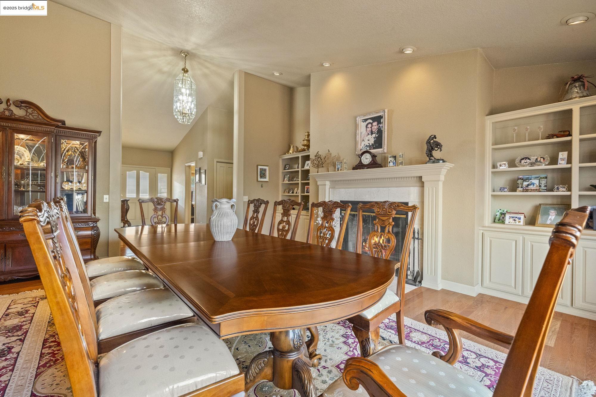 Detail Gallery Image 5 of 59 For 14186 Stanton Cir, Sonora,  CA 95370 - 3 Beds | 2/1 Baths