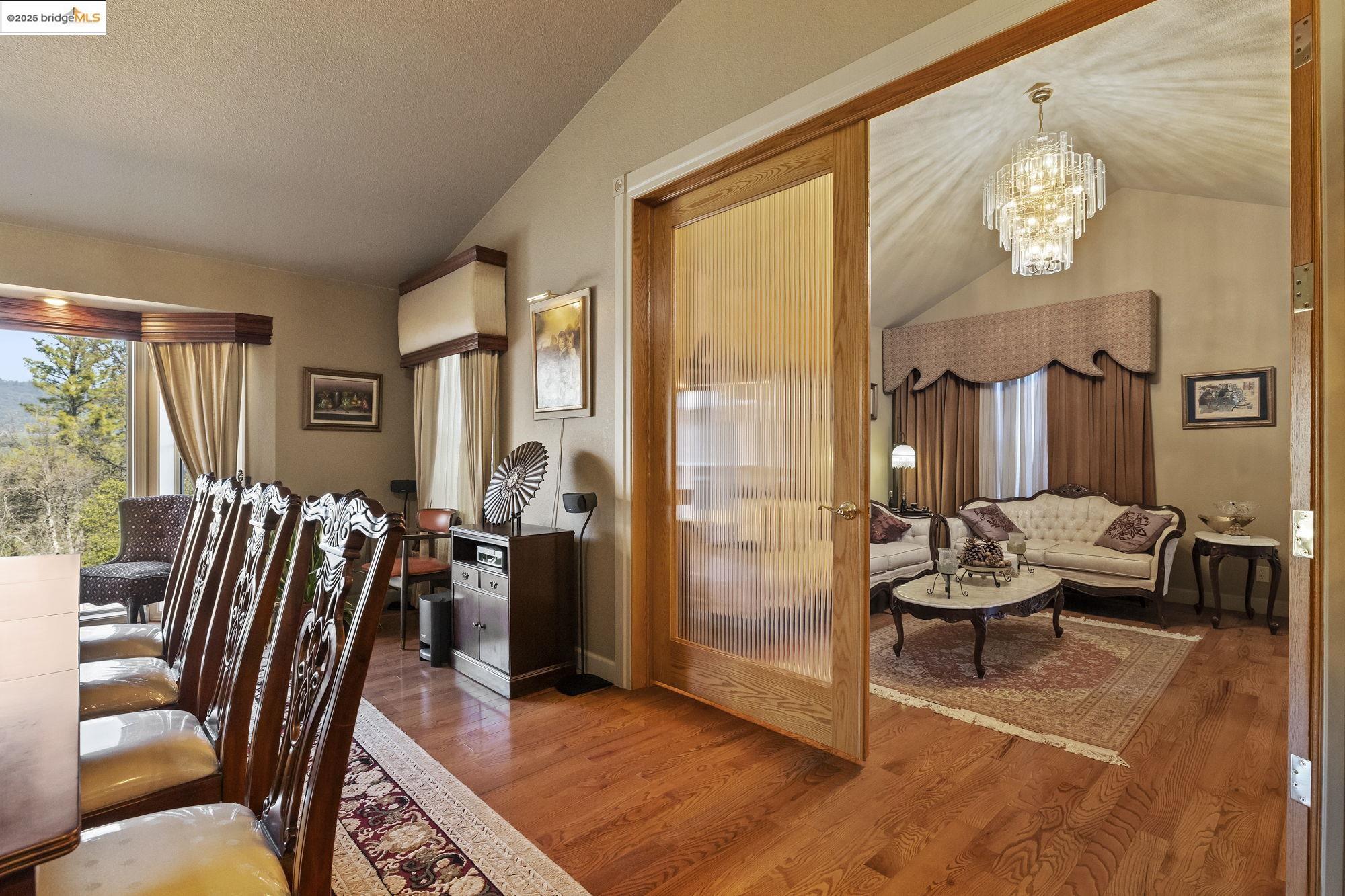 Detail Gallery Image 10 of 59 For 14186 Stanton Cir, Sonora,  CA 95370 - 3 Beds | 2/1 Baths
