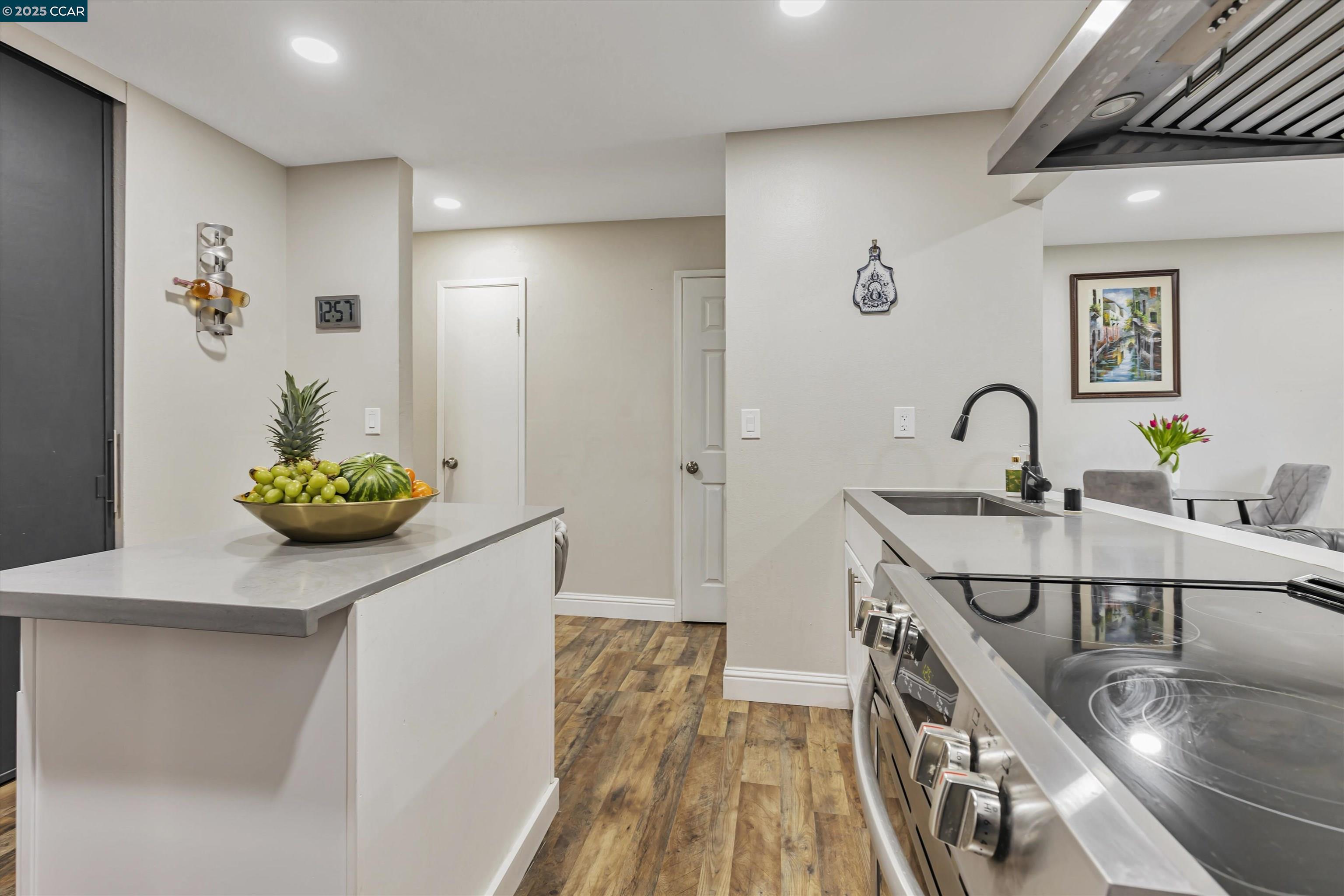 Photo #5: 41084536 Listing 