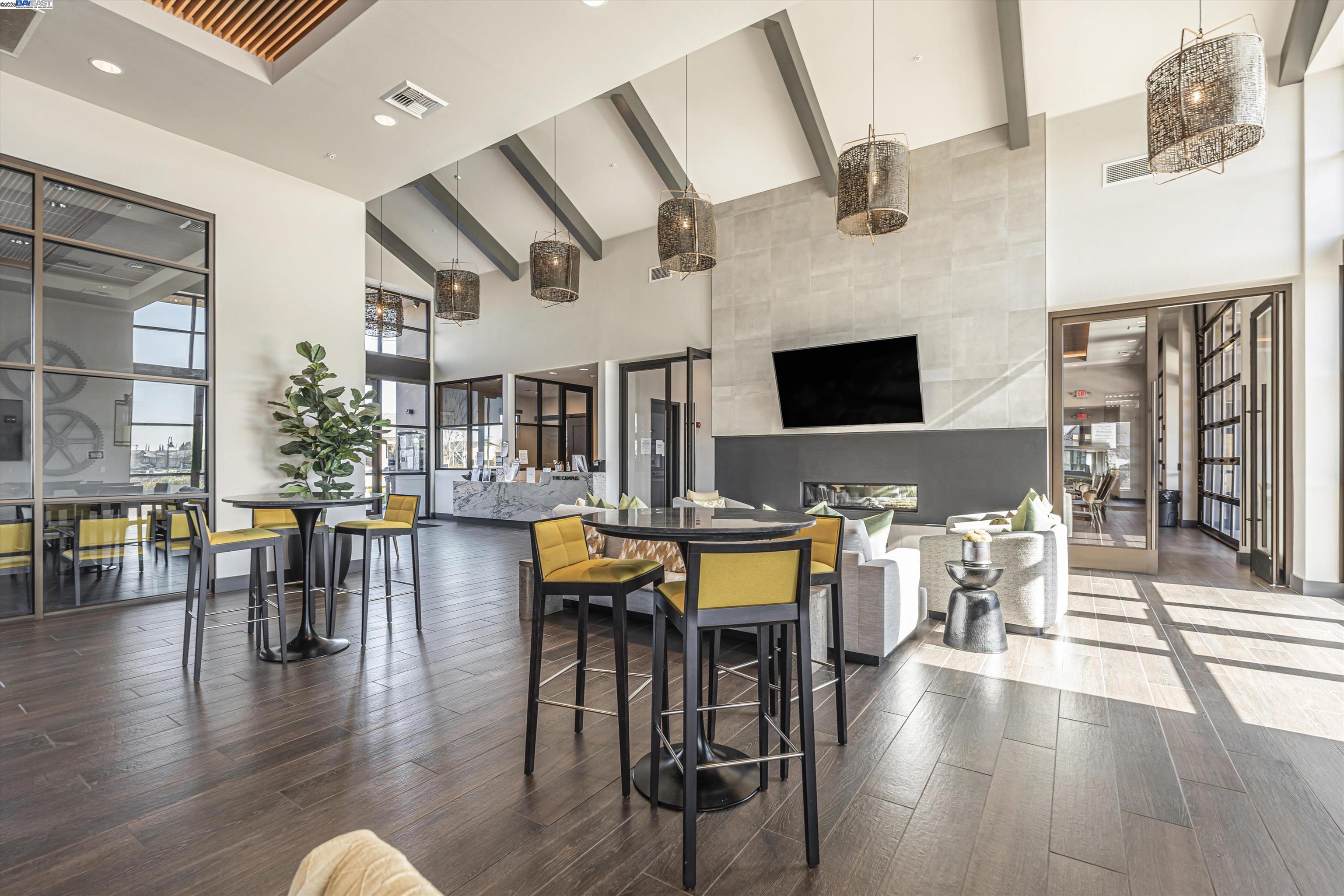 Detail Gallery Image 31 of 38 For 1255 Parkcrest Cir, Manteca,  CA 95336 - 3 Beds | 2/1 Baths