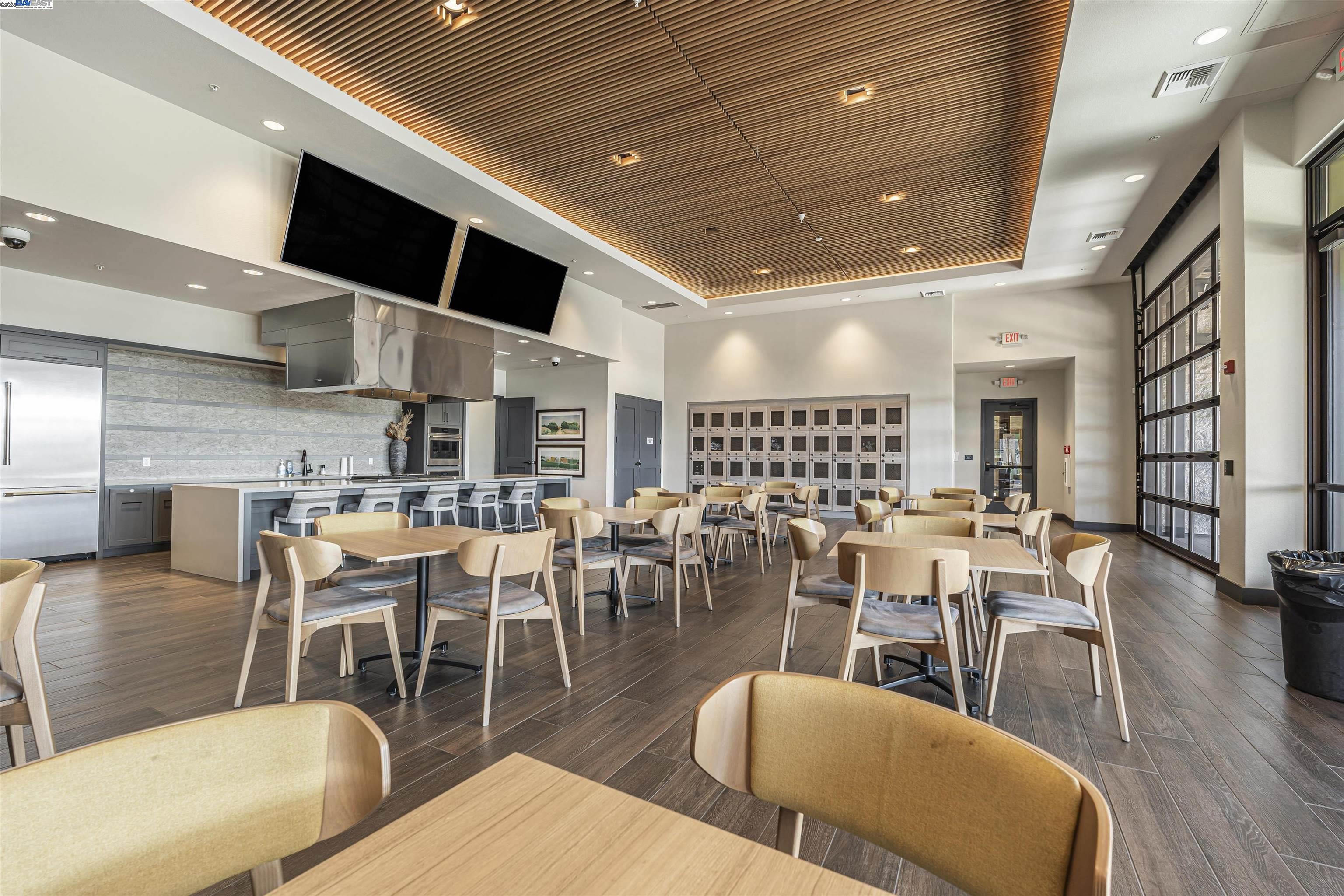 Detail Gallery Image 36 of 38 For 1255 Parkcrest Cir, Manteca,  CA 95336 - 3 Beds | 2/1 Baths