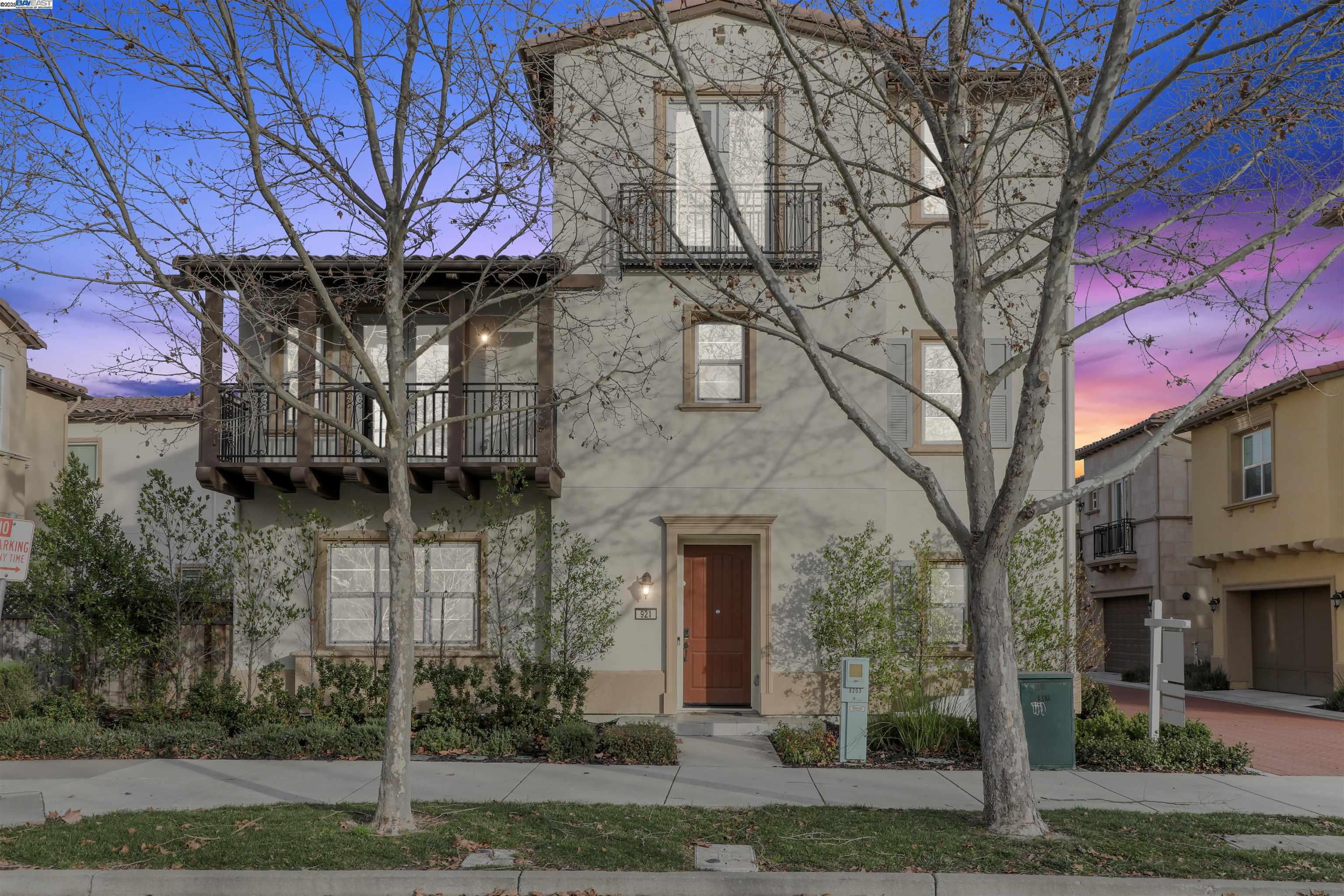 Detail Gallery Image 1 of 1 For 921 S Monarch Rd, San Ramon,  CA 94582 - 4 Beds | 3/1 Baths