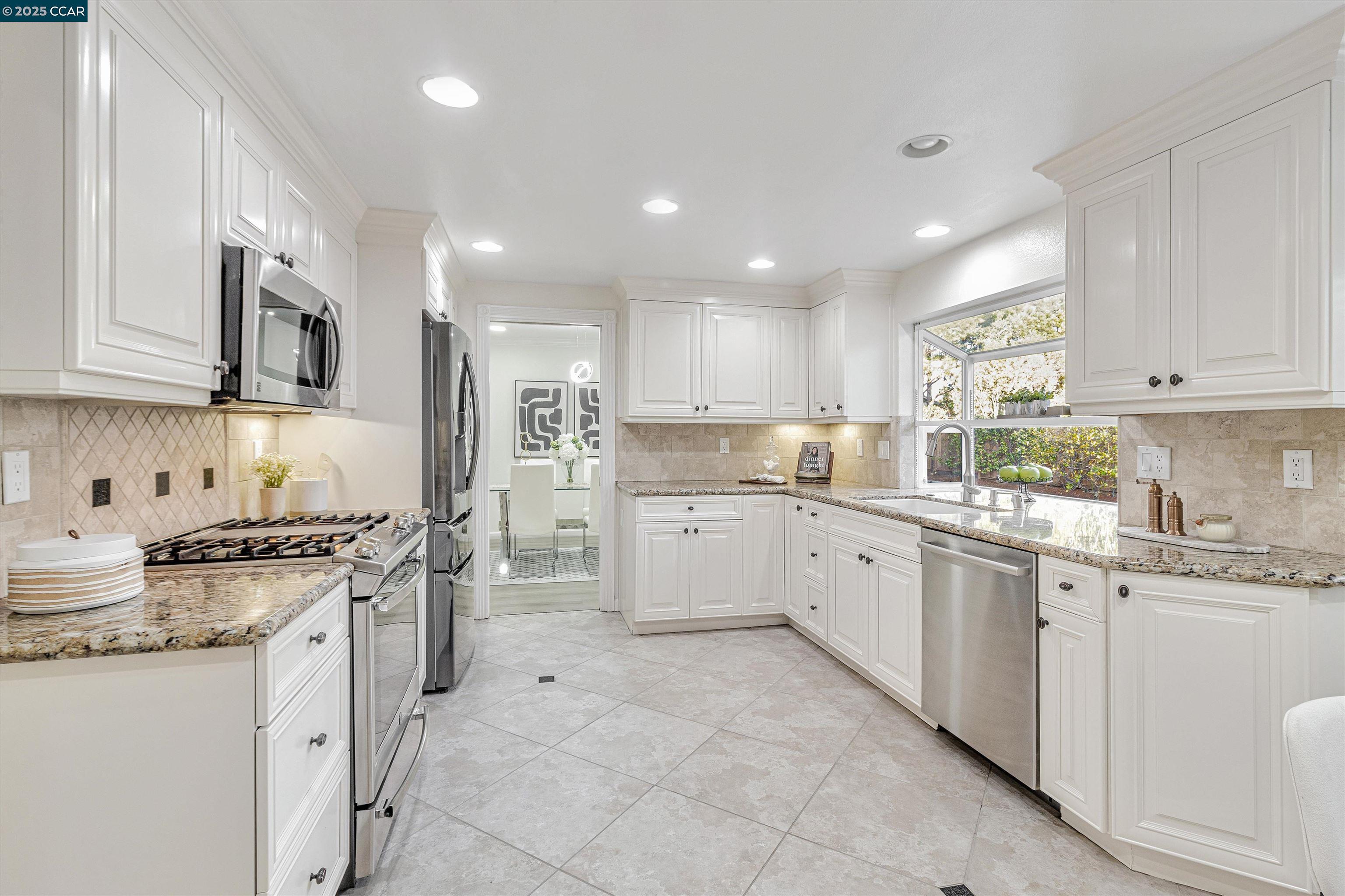 505 Lagos Ct
