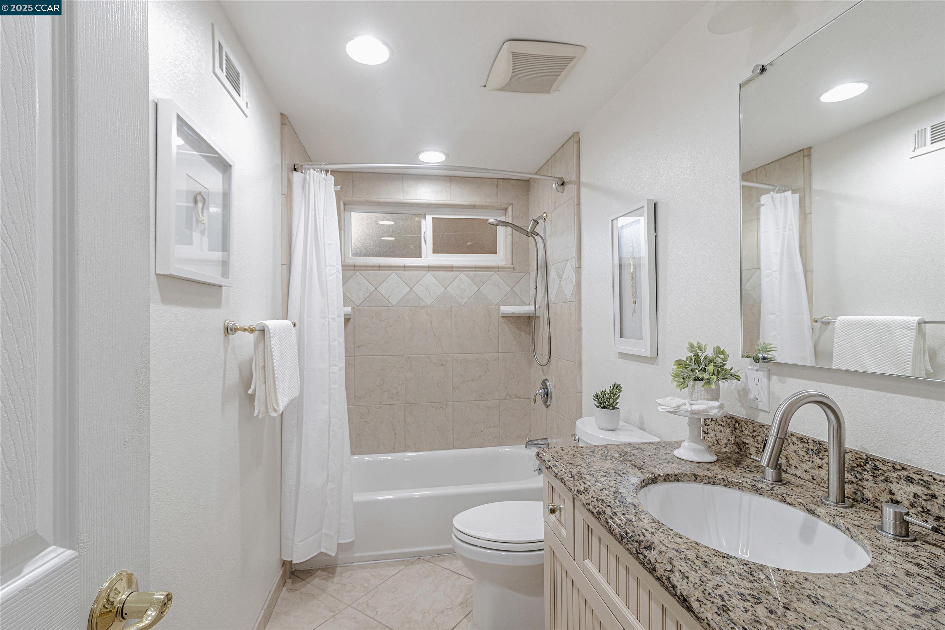 505 Lagos Ct
