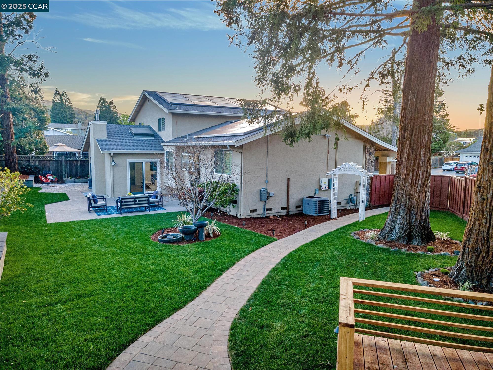 505 Lagos Ct