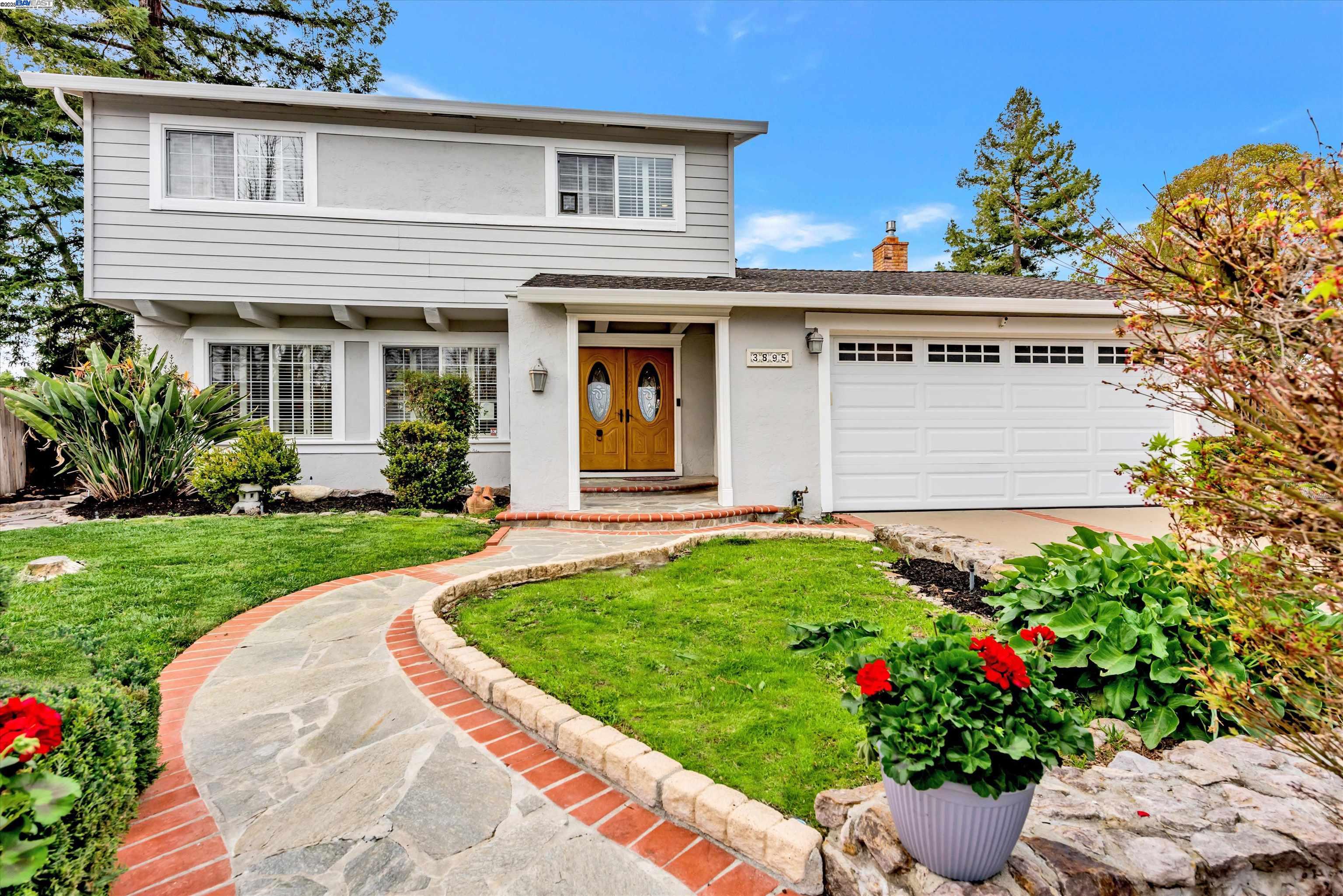 Detail Gallery Image 1 of 1 For 3895 Mammoth Cave Ct, Pleasanton,  CA 94588 - 4 Beds | 2/1 Baths