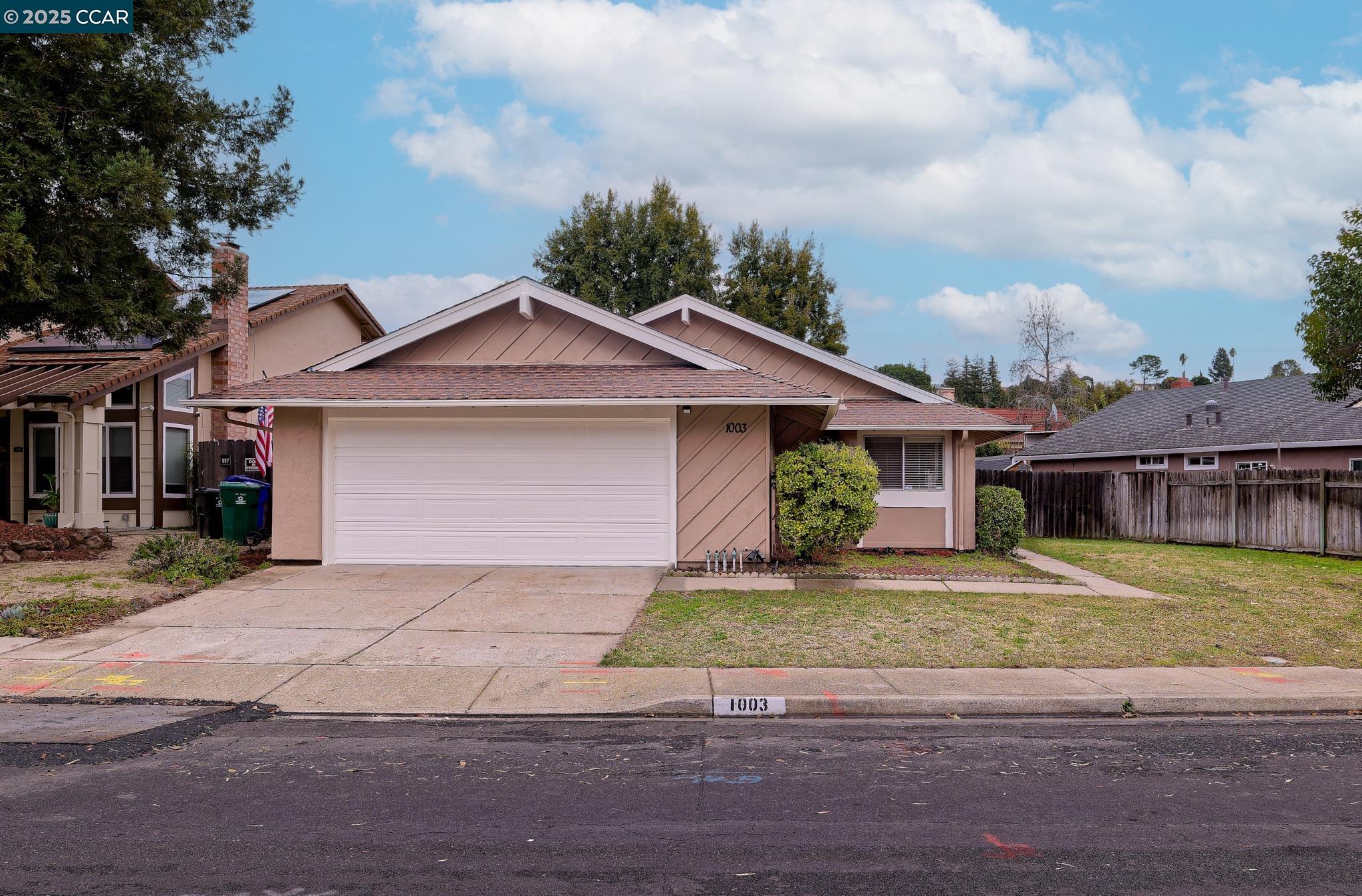 Detail Gallery Image 1 of 1 For 1003 Coral Ridge Cir, Rodeo,  CA 94572 - 4 Beds | 2 Baths