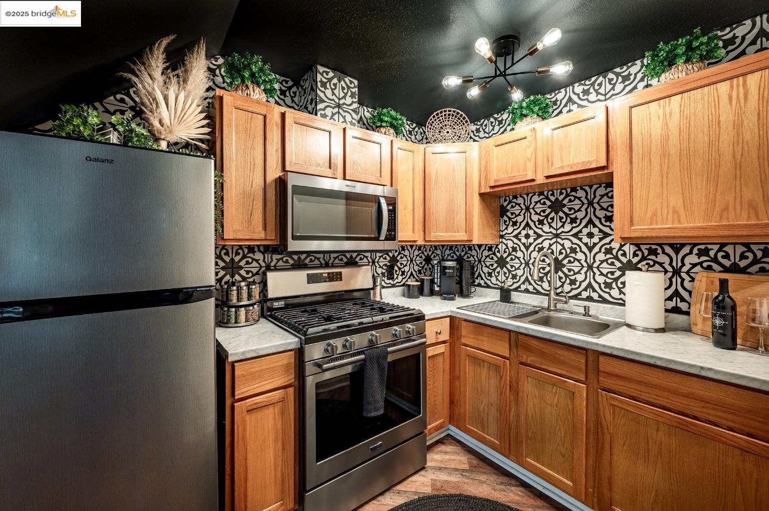 Detail Gallery Image 5 of 59 For 25120 Highway 108, –,  CA 95346 - – Beds | – Baths