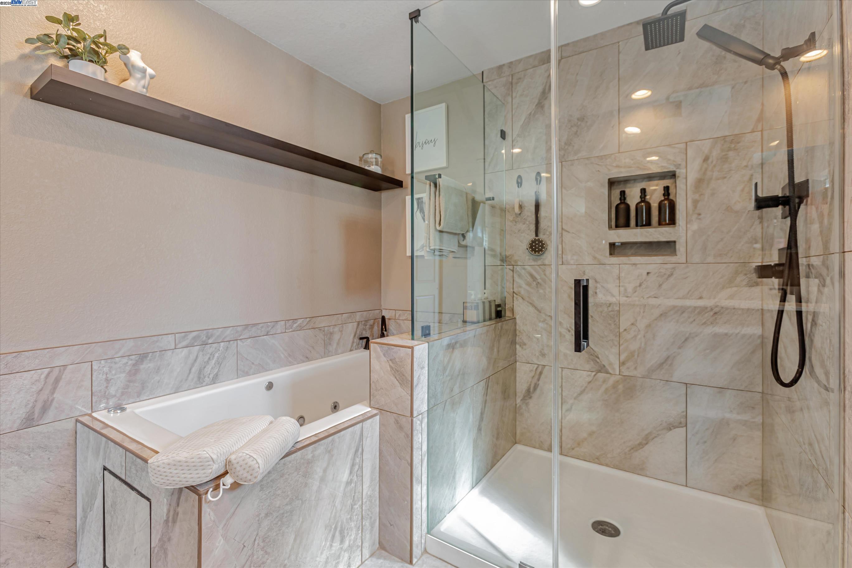 Detail Gallery Image 18 of 25 For 3979 Beechwood Ct, Concord,  CA 94519 - 3 Beds | 2 Baths