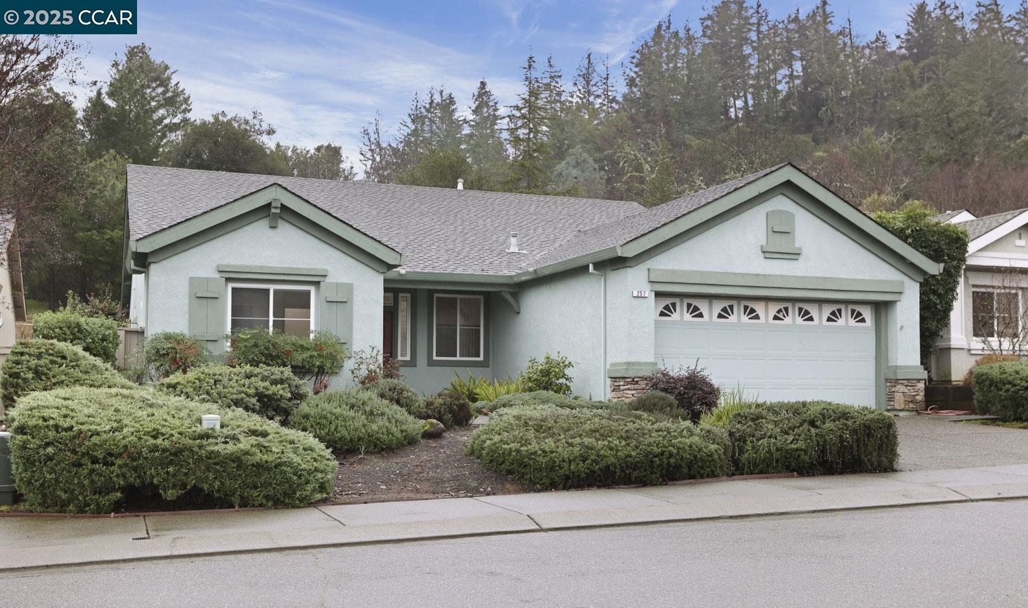 Detail Gallery Image 1 of 1 For 257 Red Mountain Drive, Cloverdale,  CA 95425-5437 - 3 Beds | 2 Baths