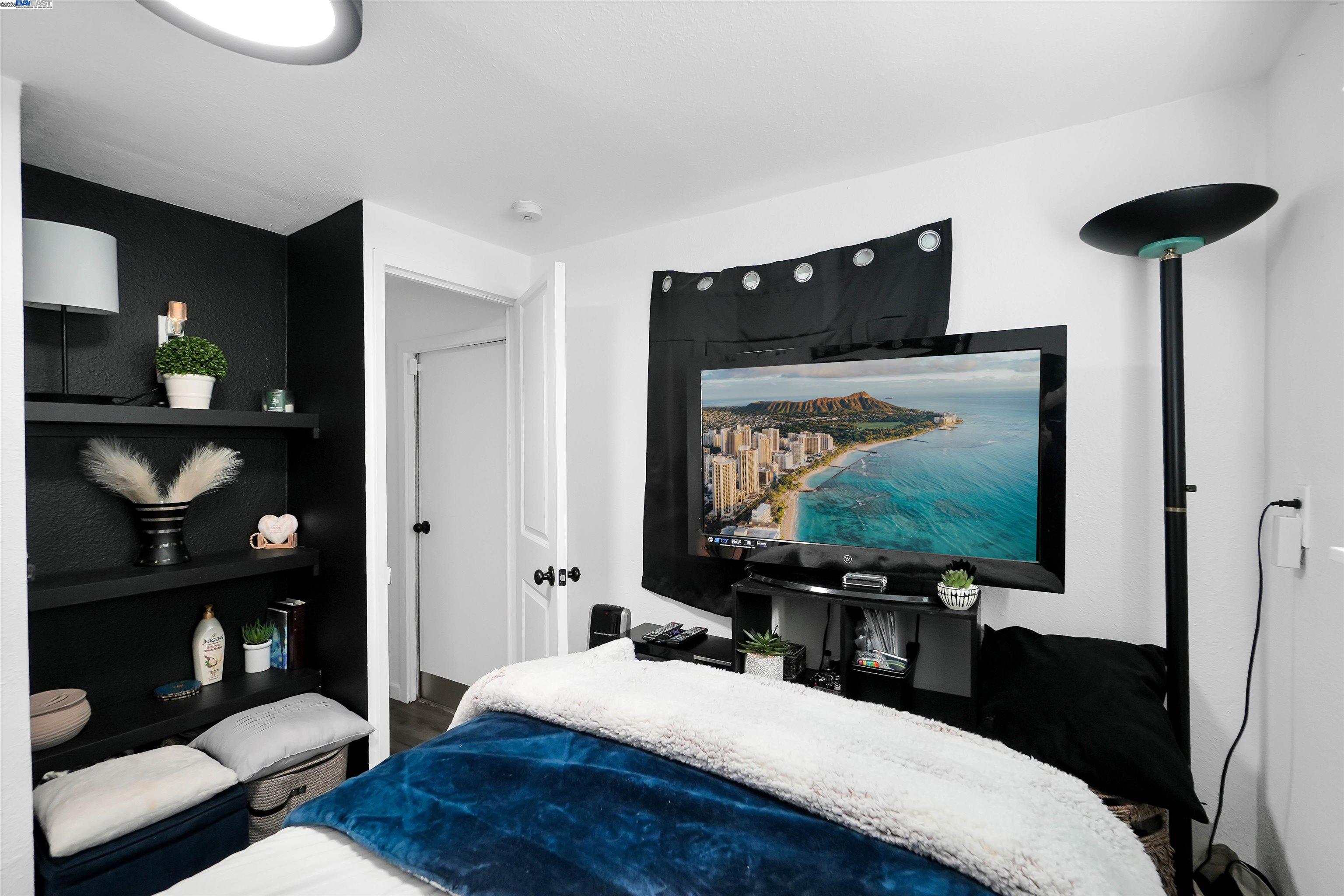 property-img