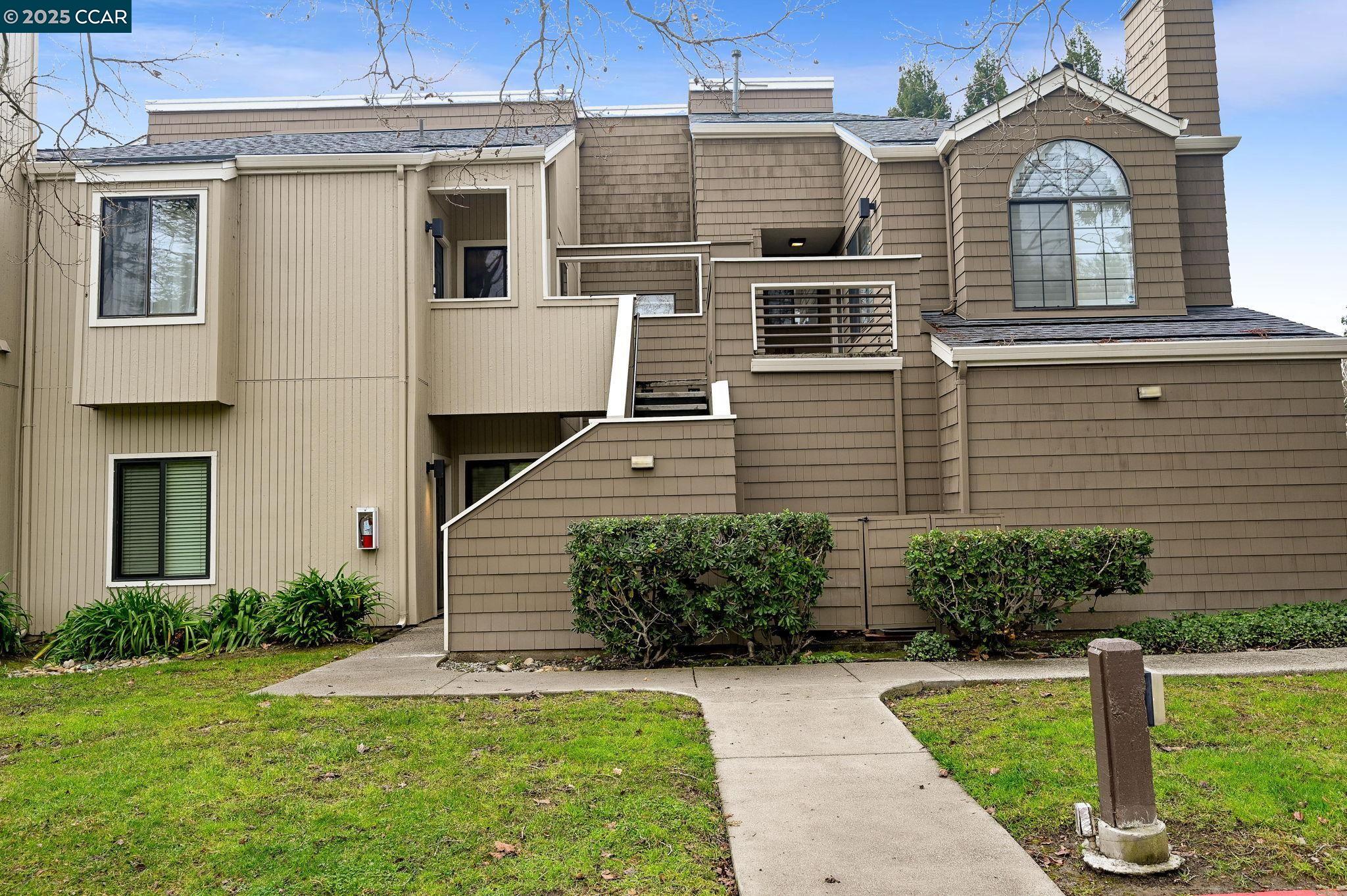 Photo #2: 41084689 Listing 