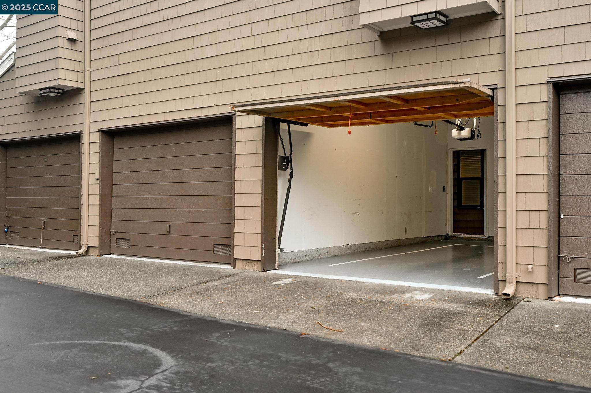 Photo #18: 41084689 Listing: Photo #18