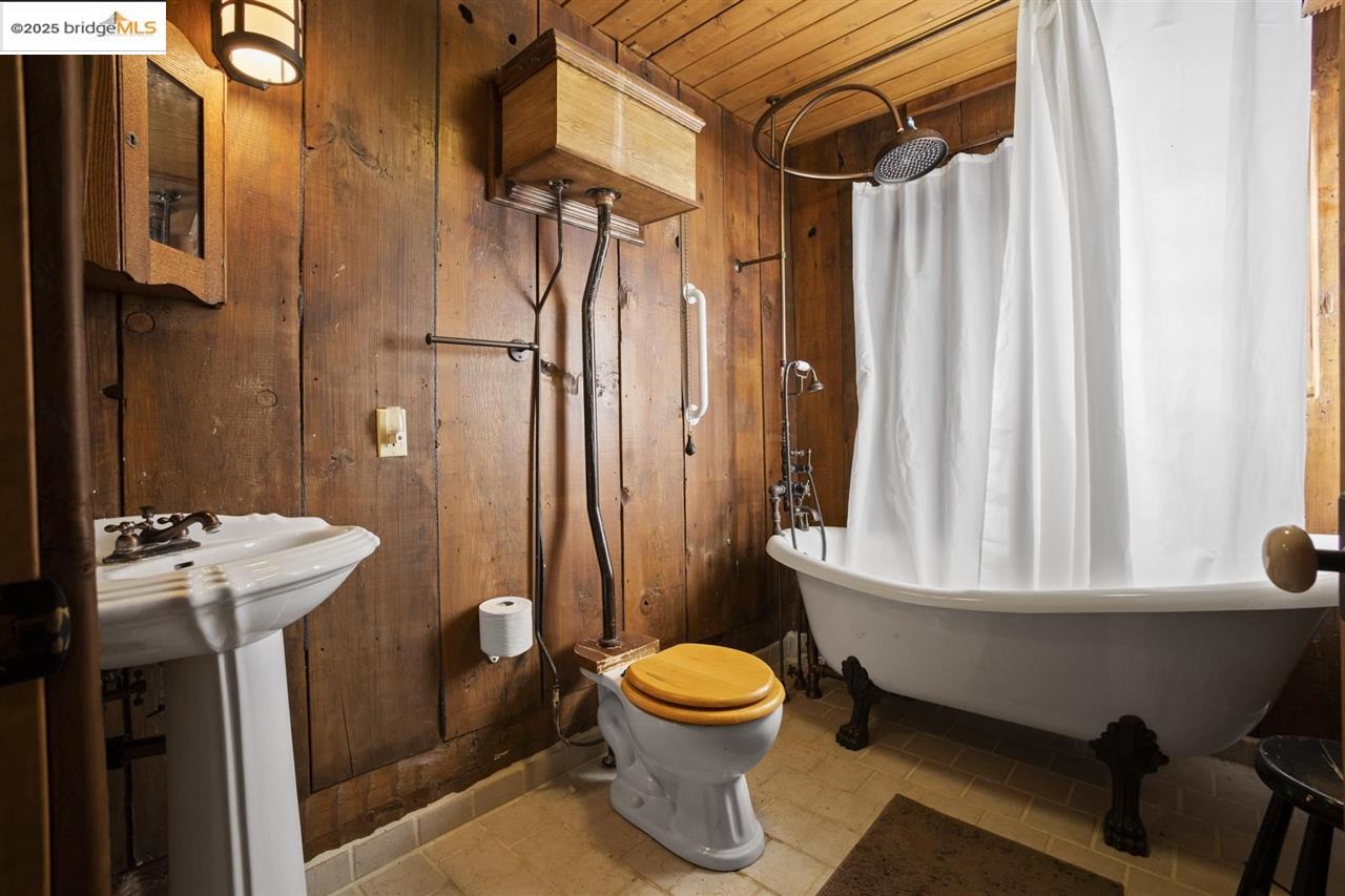 Detail Gallery Image 28 of 60 For 16101 Moccasin Ranch, La Grange,  CA 95311 - 3 Beds | 2 Baths