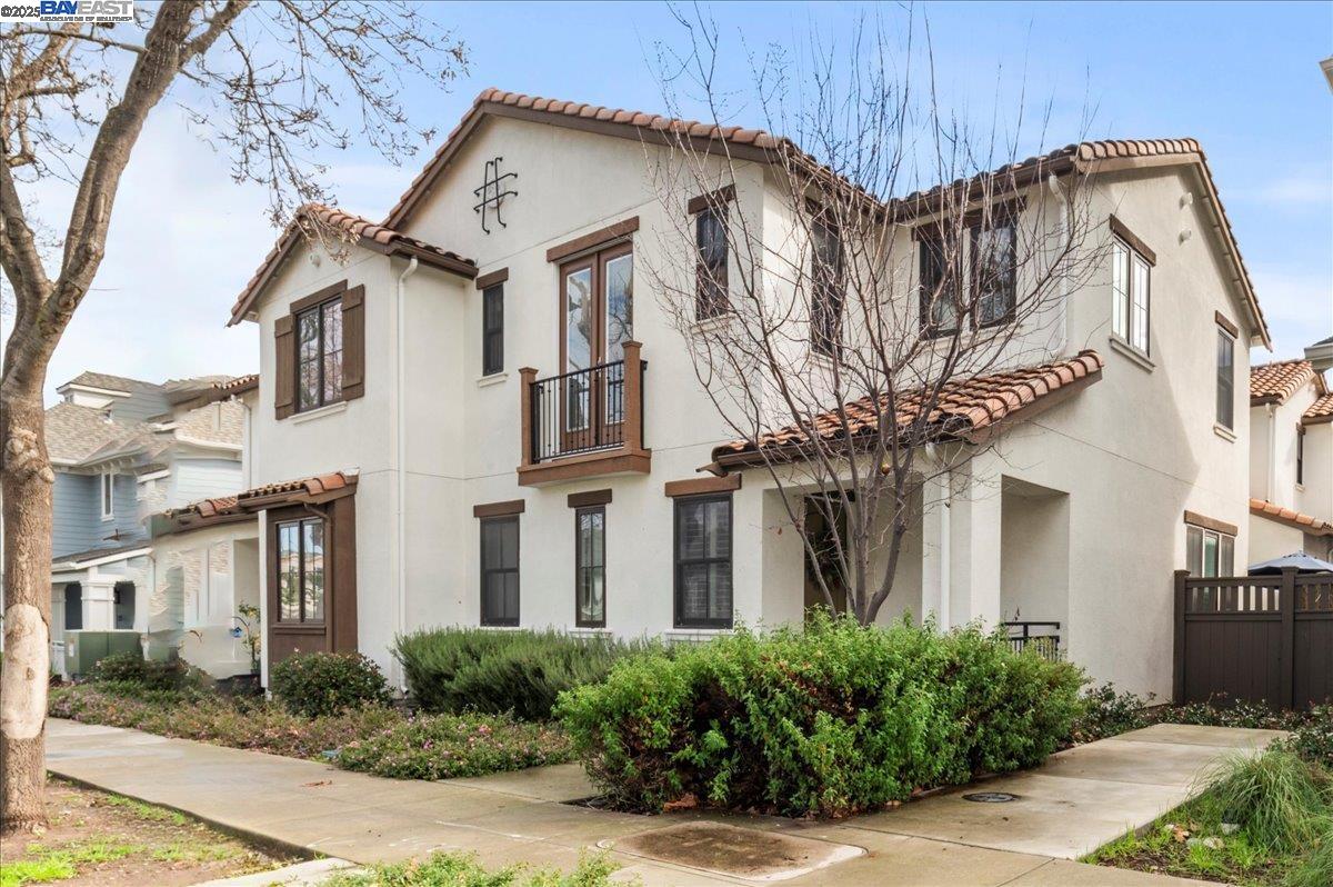 MLS: 41084730 Condo For Sale