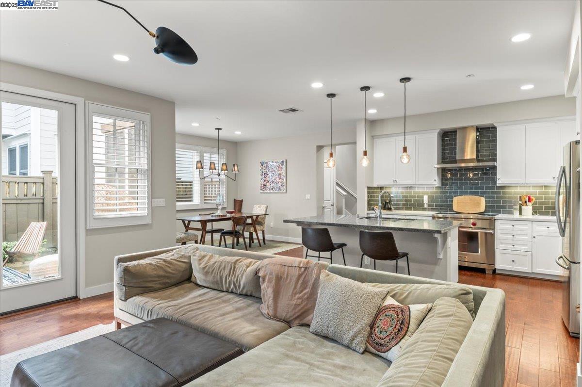 Photo #2: 41084730 Listing 