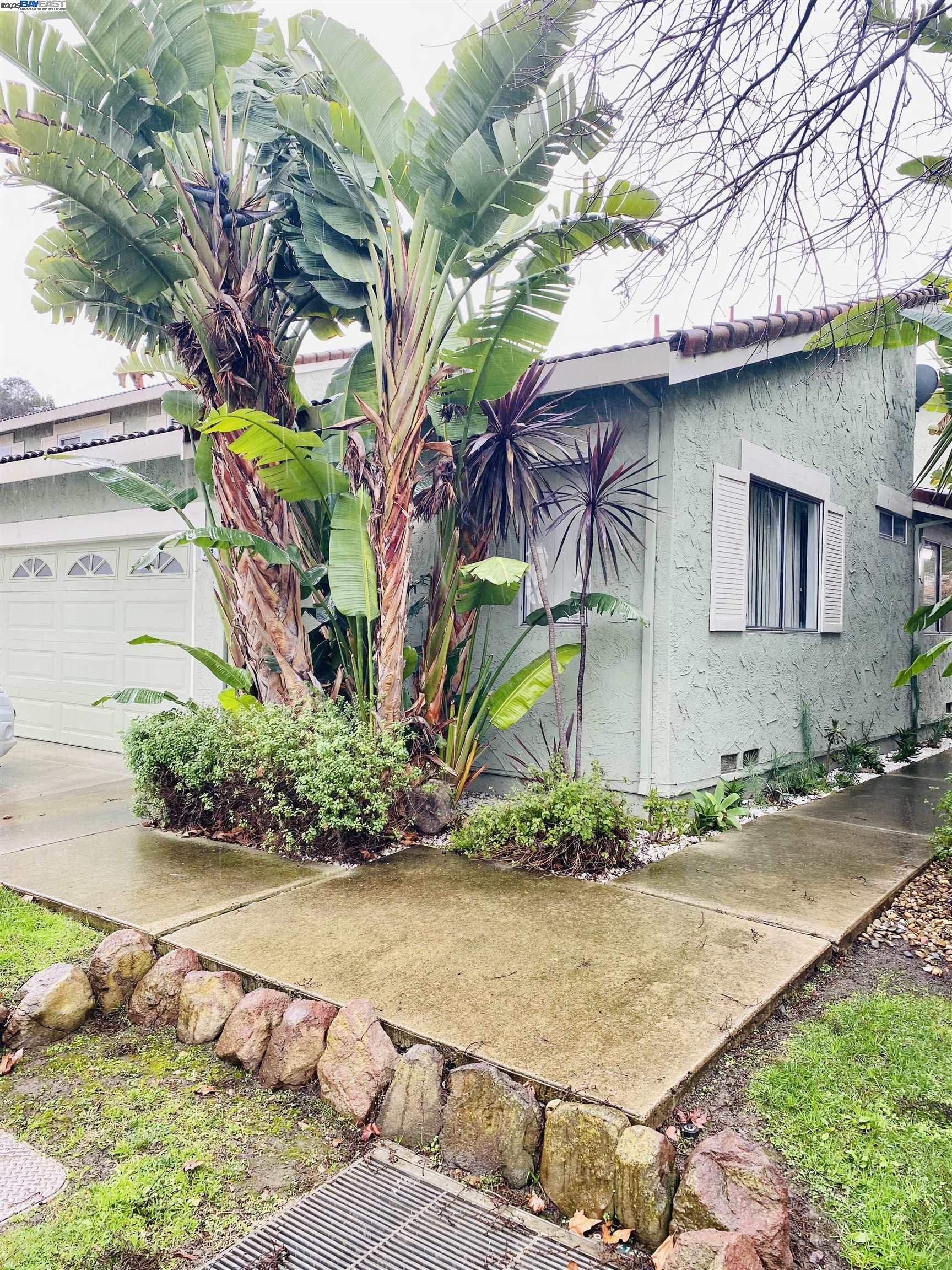 Photo #2: 41084733 Listing 