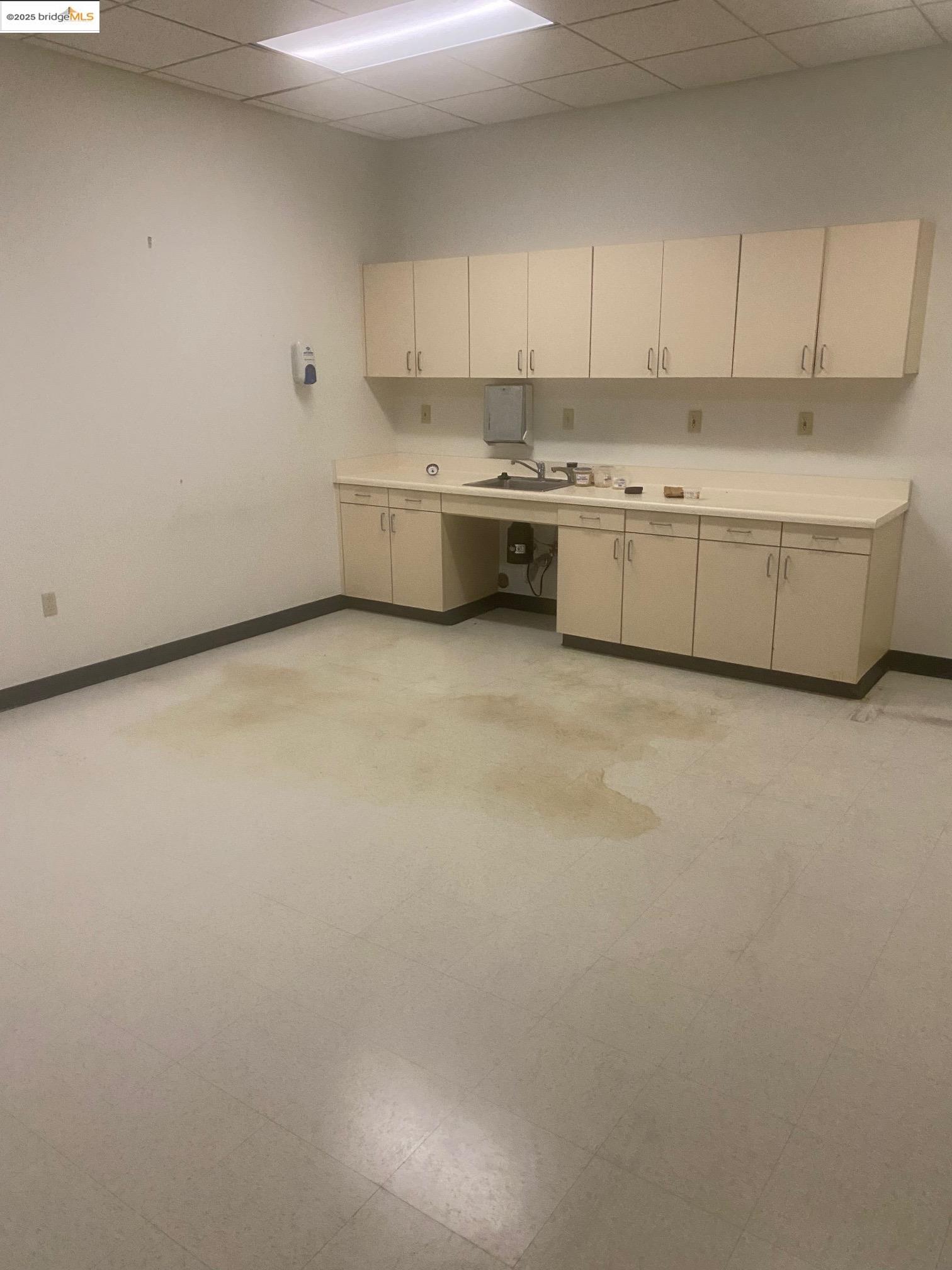 1950 University Ave, Berkeley, California 94705, ,Commercial Sale,For Sale,1950 University Ave,41084747