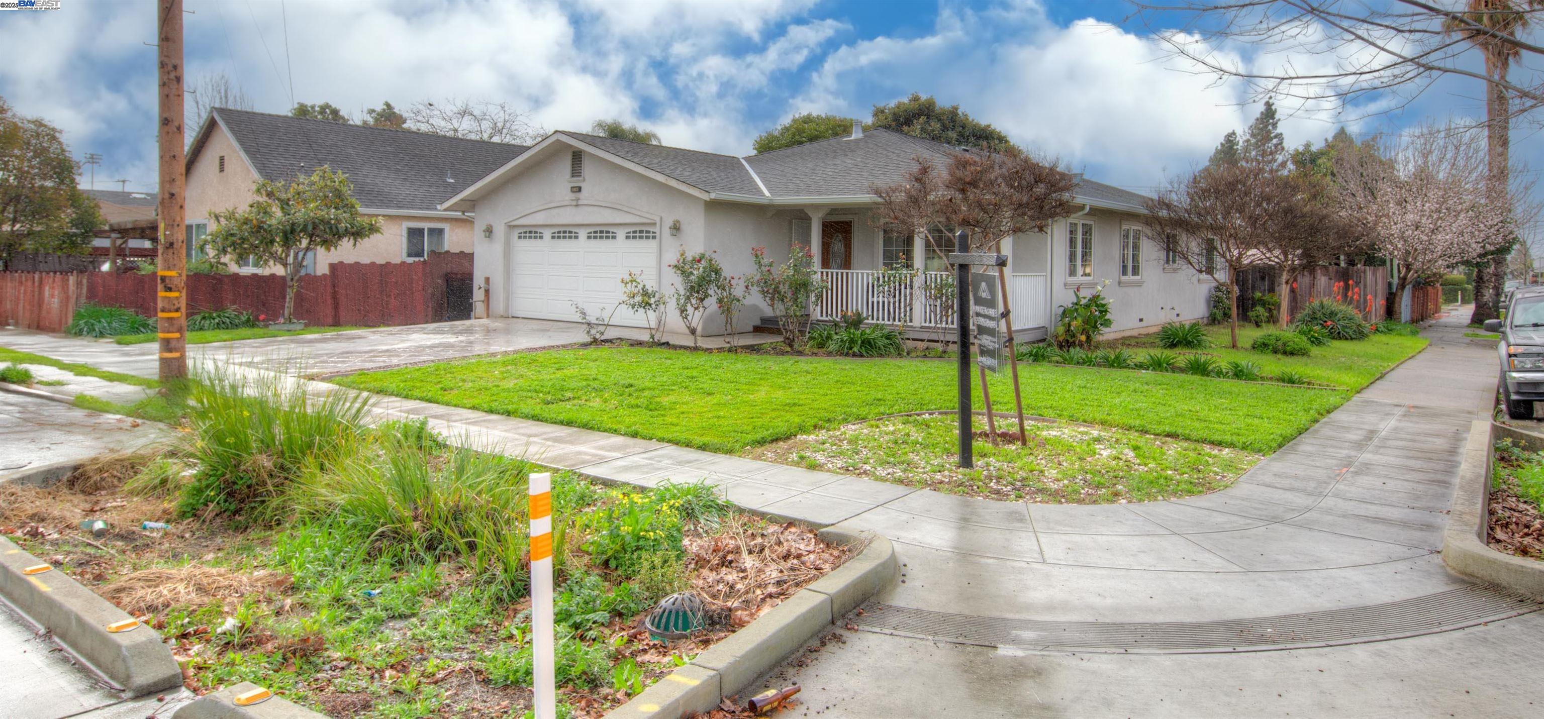 Detail Gallery Image 1 of 1 For 33805 13th St, Union City,  CA 94587 - 3 Beds | 2 Baths