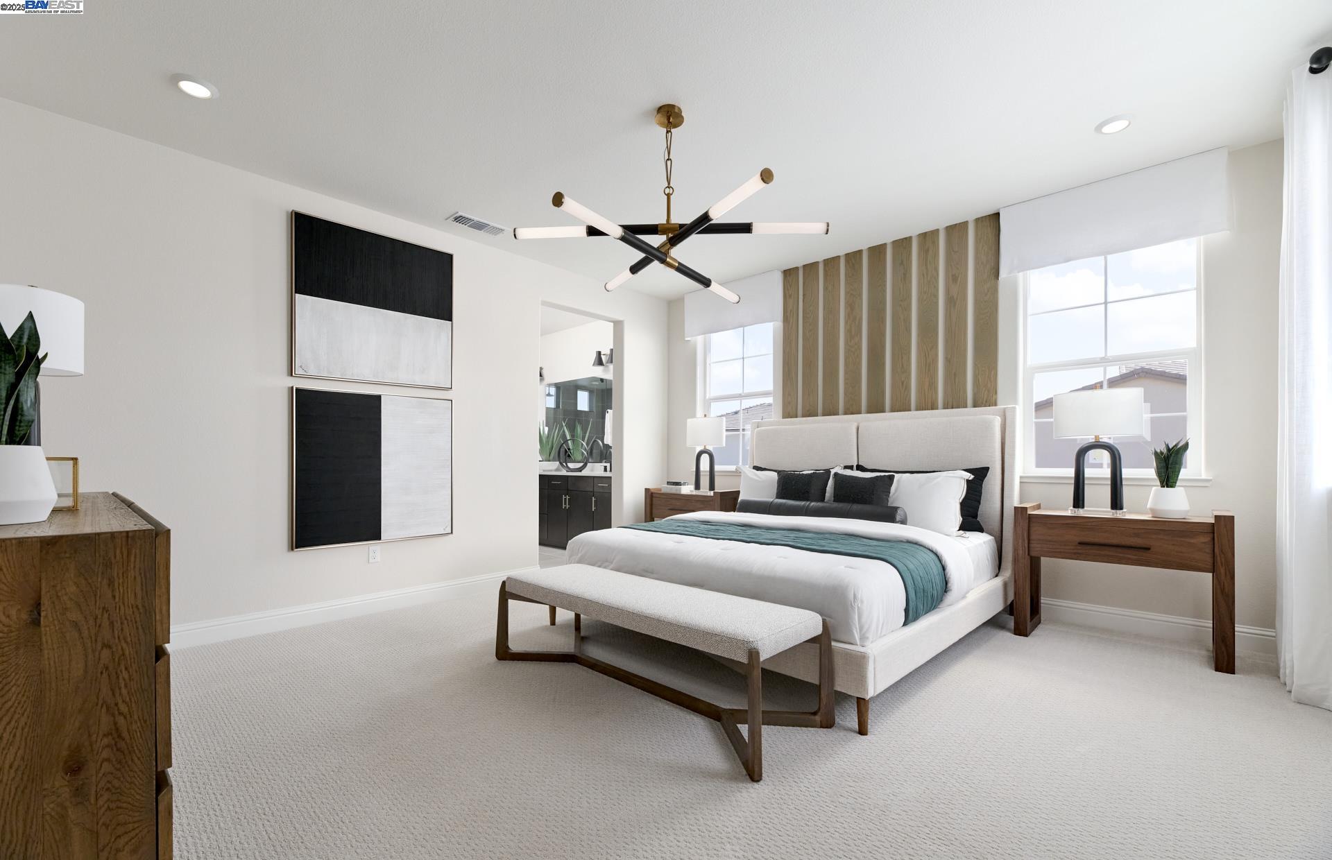 Detail Gallery Image 5 of 10 For Orso Grande Street, Manteca,  CA 95337 - 5 Beds | 3/1 Baths