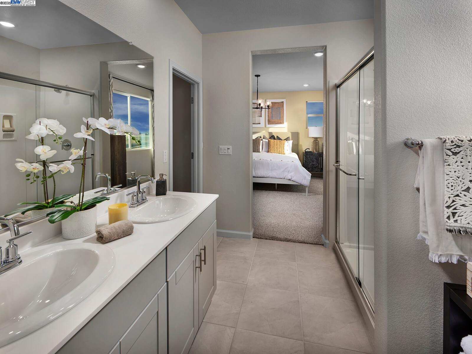 Detail Gallery Image 9 of 14 For 2135 Break Ave, Manteca,  CA 95337 - 4 Beds | 3 Baths