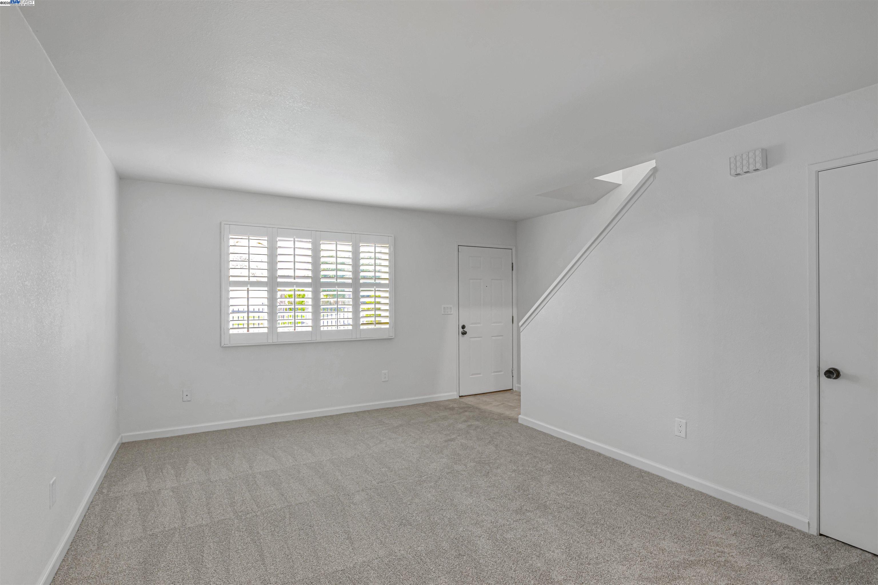 Photo #4: 41084783 Listing: Photo #4