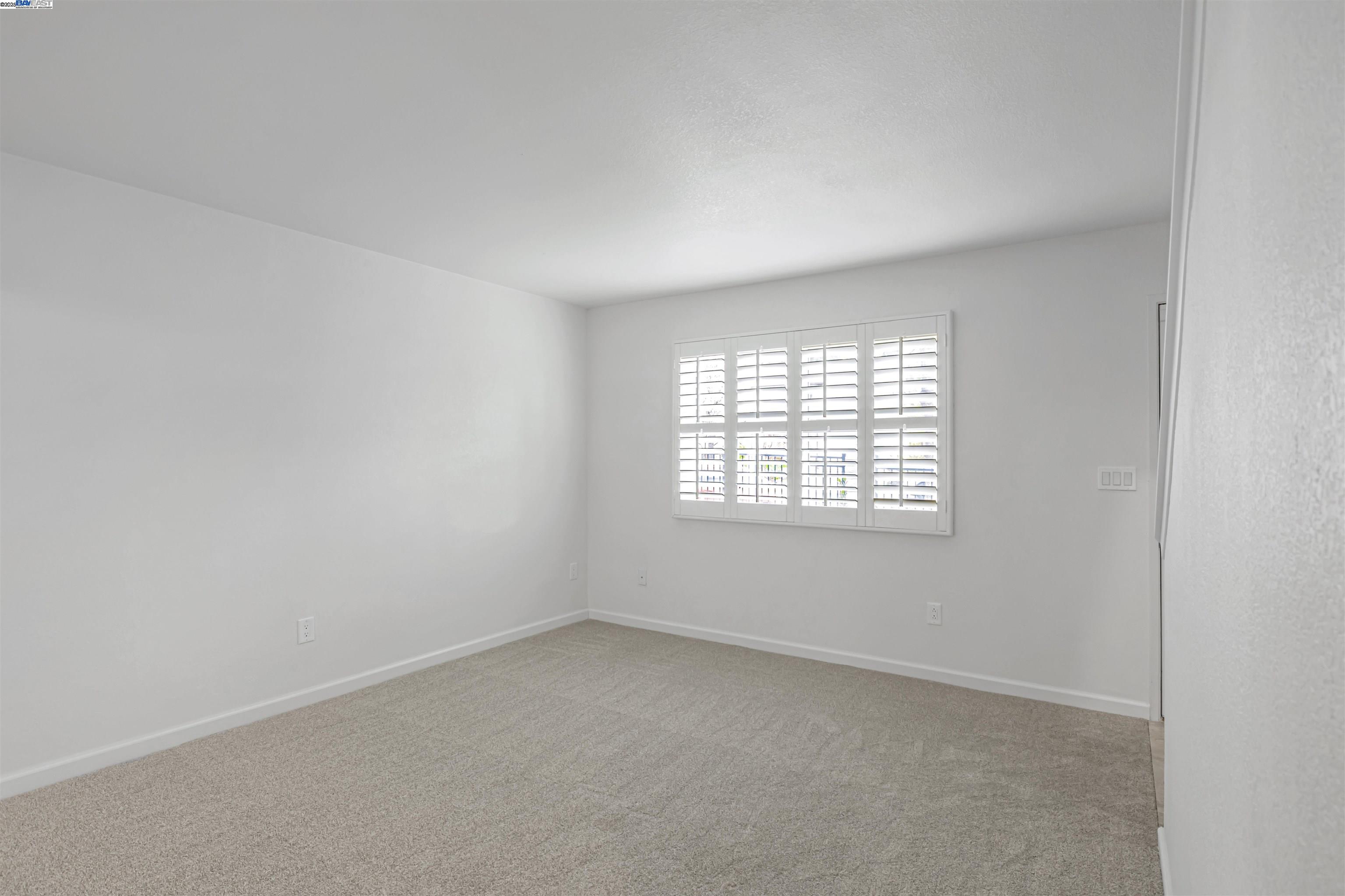 Photo #5: 41084783 Listing: Photo #5