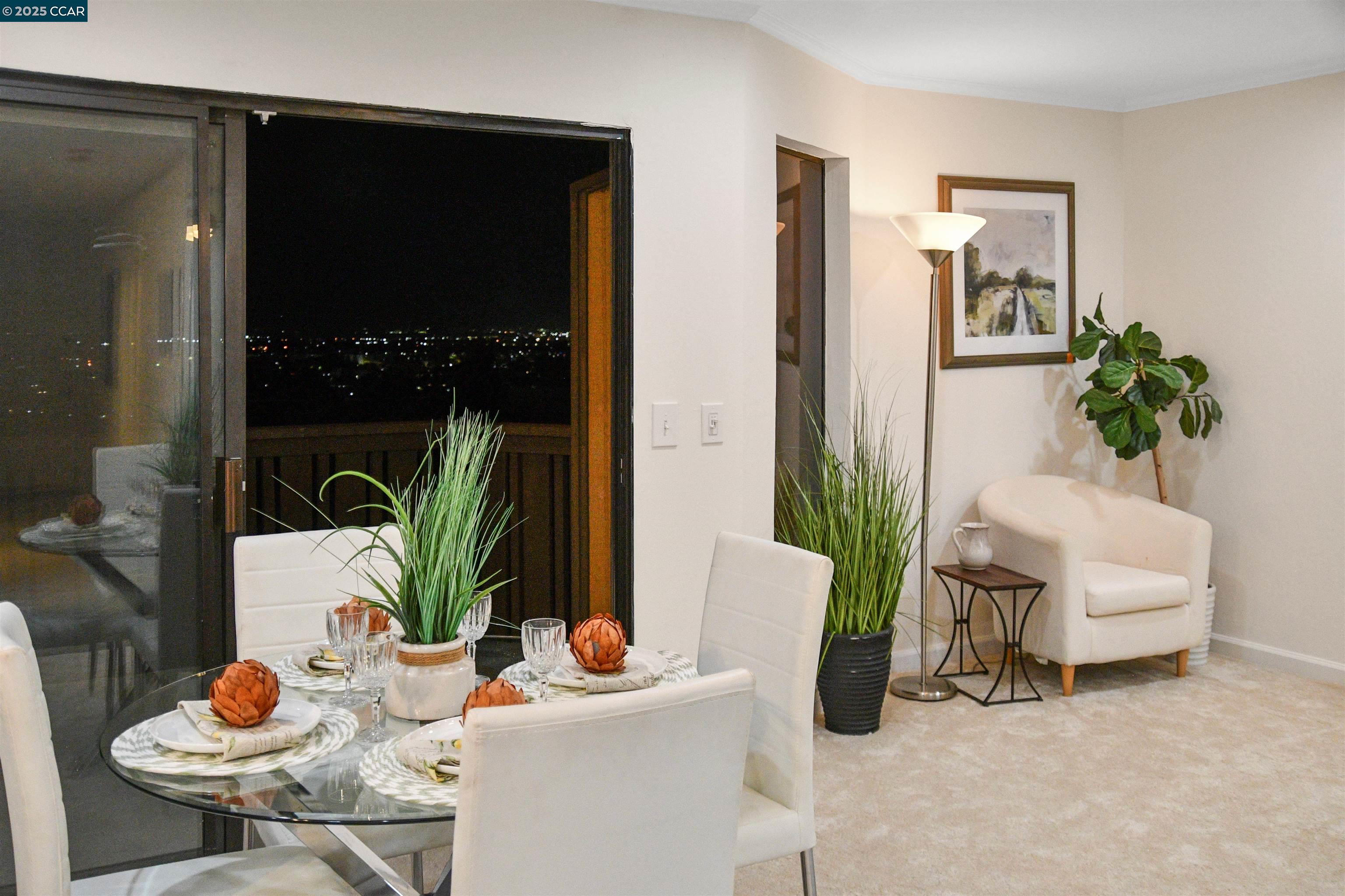 16443 Saratoga St # 302W, San Leandro, California 94578, 2 Bedrooms Bedrooms, ,1 BathroomBathrooms,Residential,For Sale,16443 Saratoga St # 302W,41084795