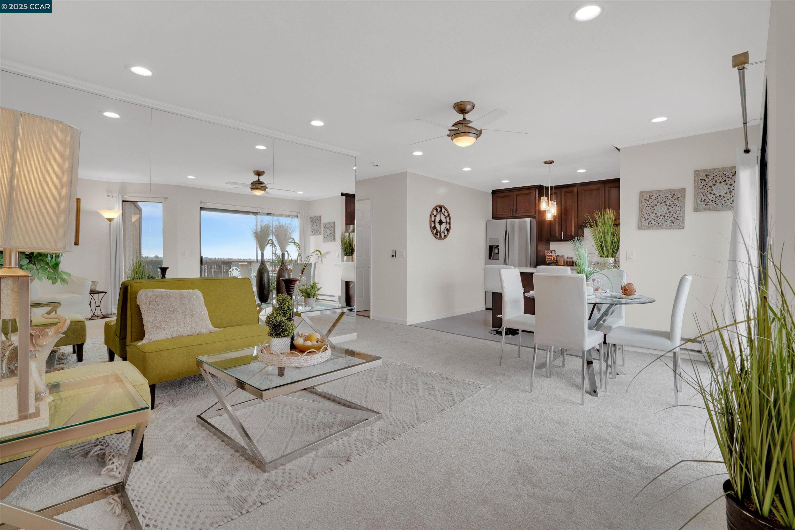 16443 Saratoga St # 302W, San Leandro, California 94578, 2 Bedrooms Bedrooms, ,1 BathroomBathrooms,Residential,For Sale,16443 Saratoga St # 302W,41084795