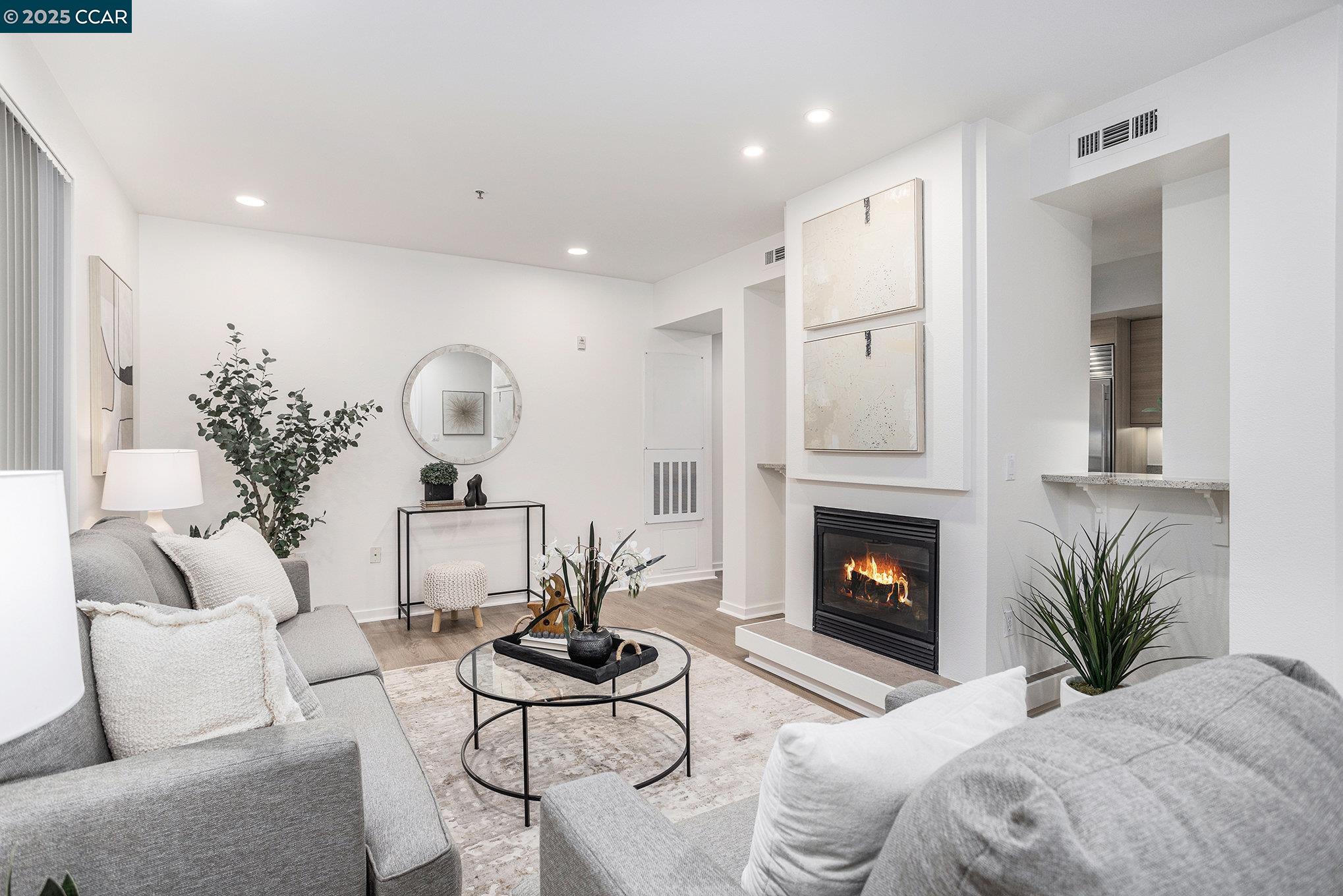 Photo #4: 41084813 Listing 