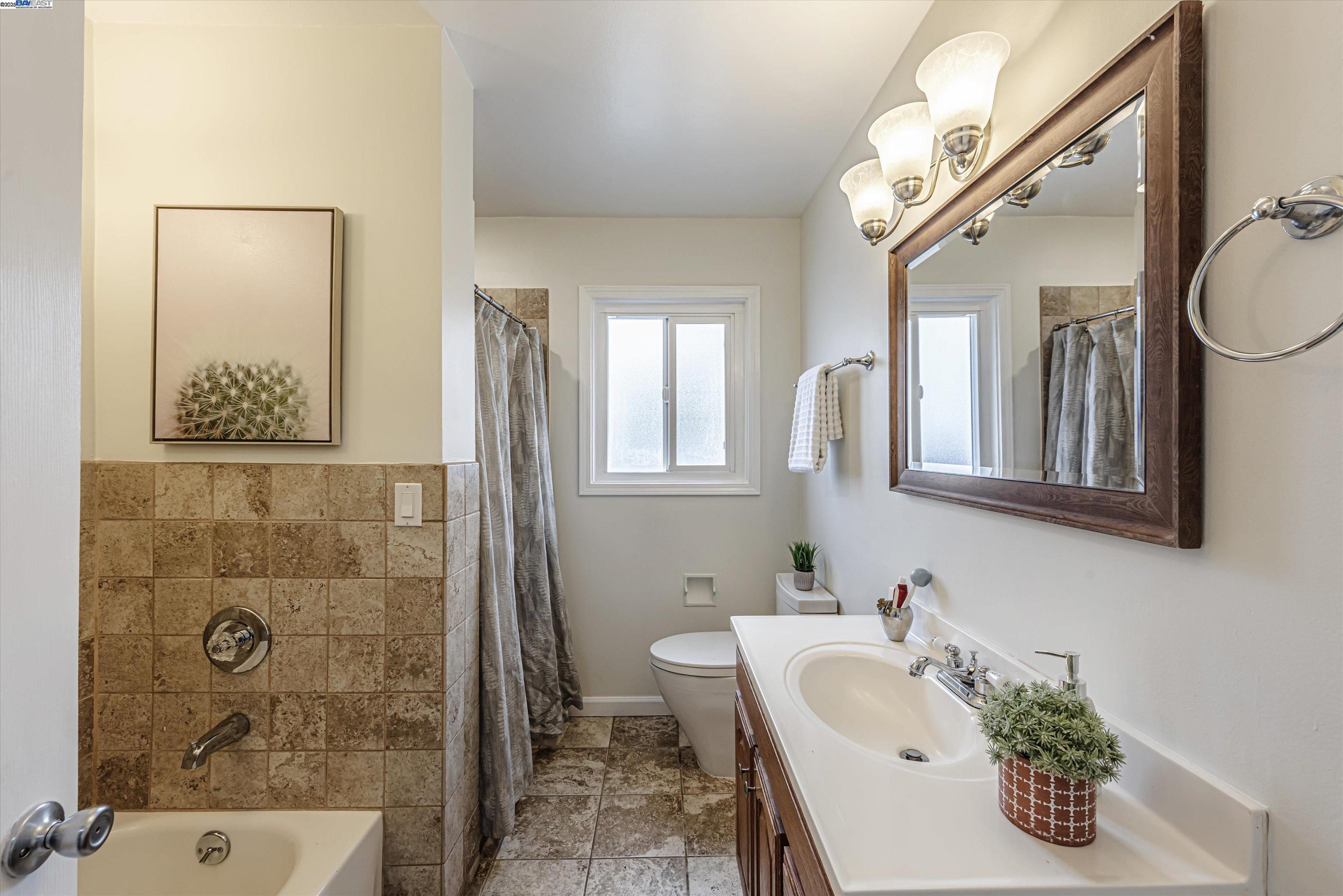 Detail Gallery Image 20 of 35 For 9883 Lawlor St, Oakland,  CA 94605 - 4 Beds | 2 Baths