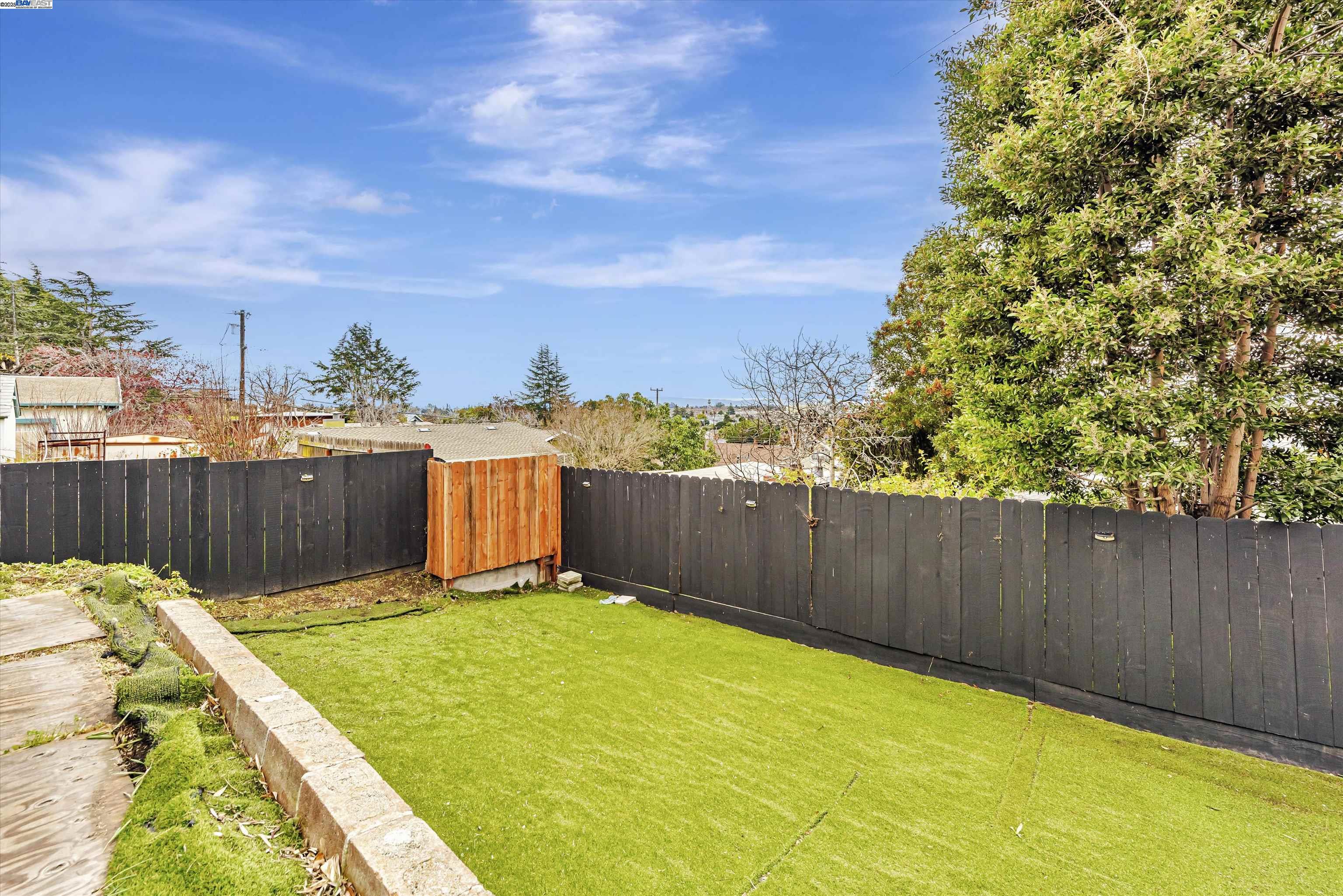 Detail Gallery Image 32 of 35 For 9883 Lawlor St, Oakland,  CA 94605 - 4 Beds | 2 Baths