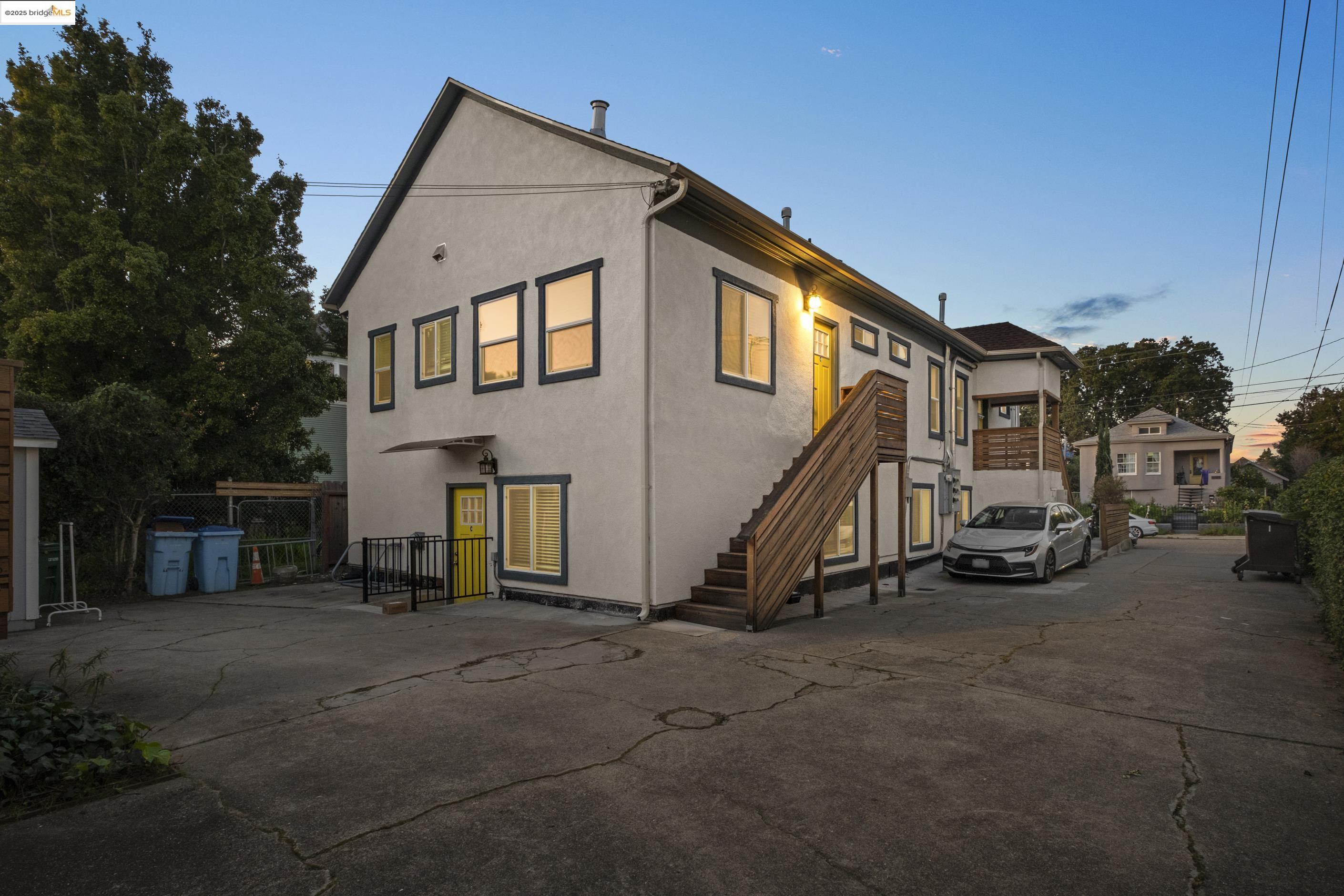 Detail Gallery Image 3 of 38 For 1628 Tyler St, Berkeley,  CA 94703 - – Beds | – Baths