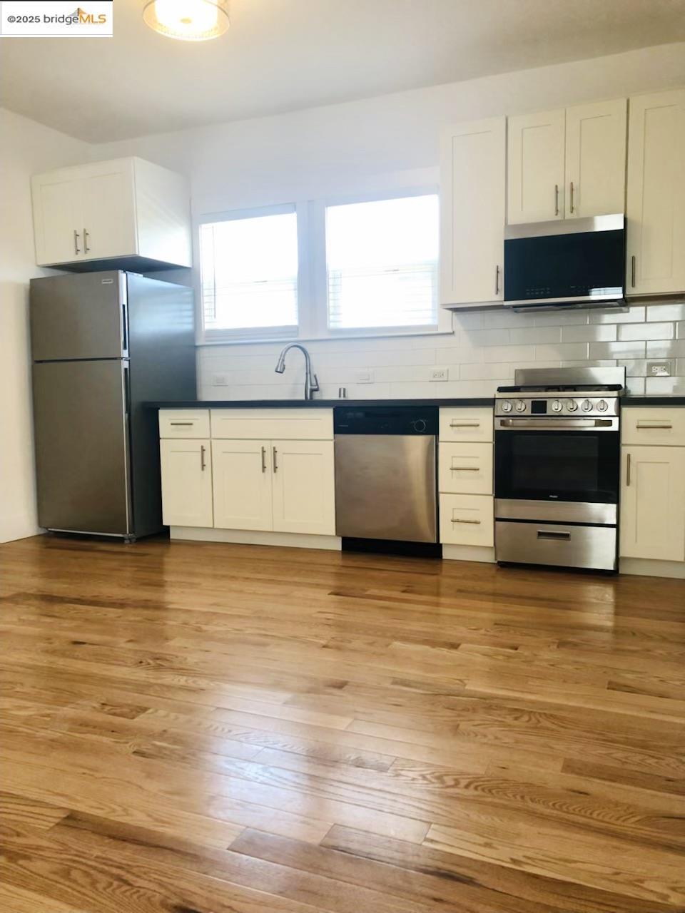 Detail Gallery Image 19 of 38 For 1628 Tyler St, Berkeley,  CA 94703 - – Beds | – Baths