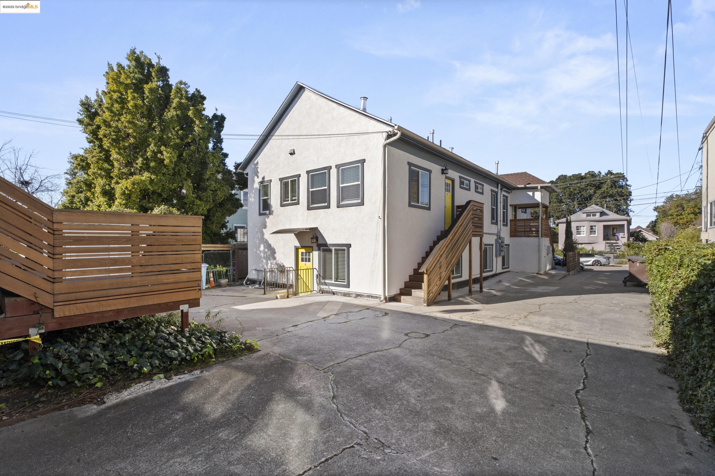 Detail Gallery Image 8 of 38 For 1628 Tyler St, Berkeley,  CA 94703 - – Beds | – Baths