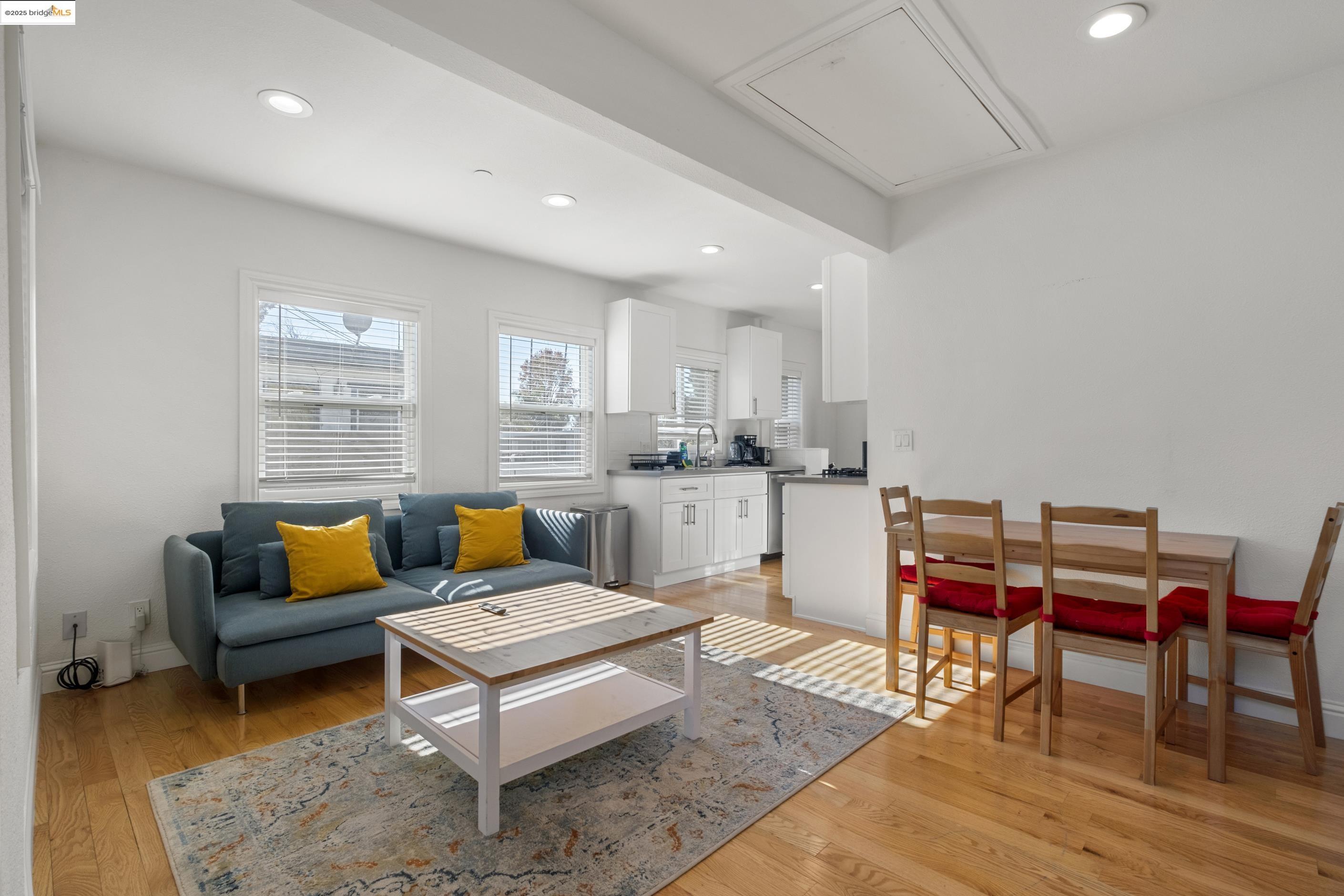 Detail Gallery Image 10 of 38 For 1628 Tyler St, Berkeley,  CA 94703 - – Beds | – Baths