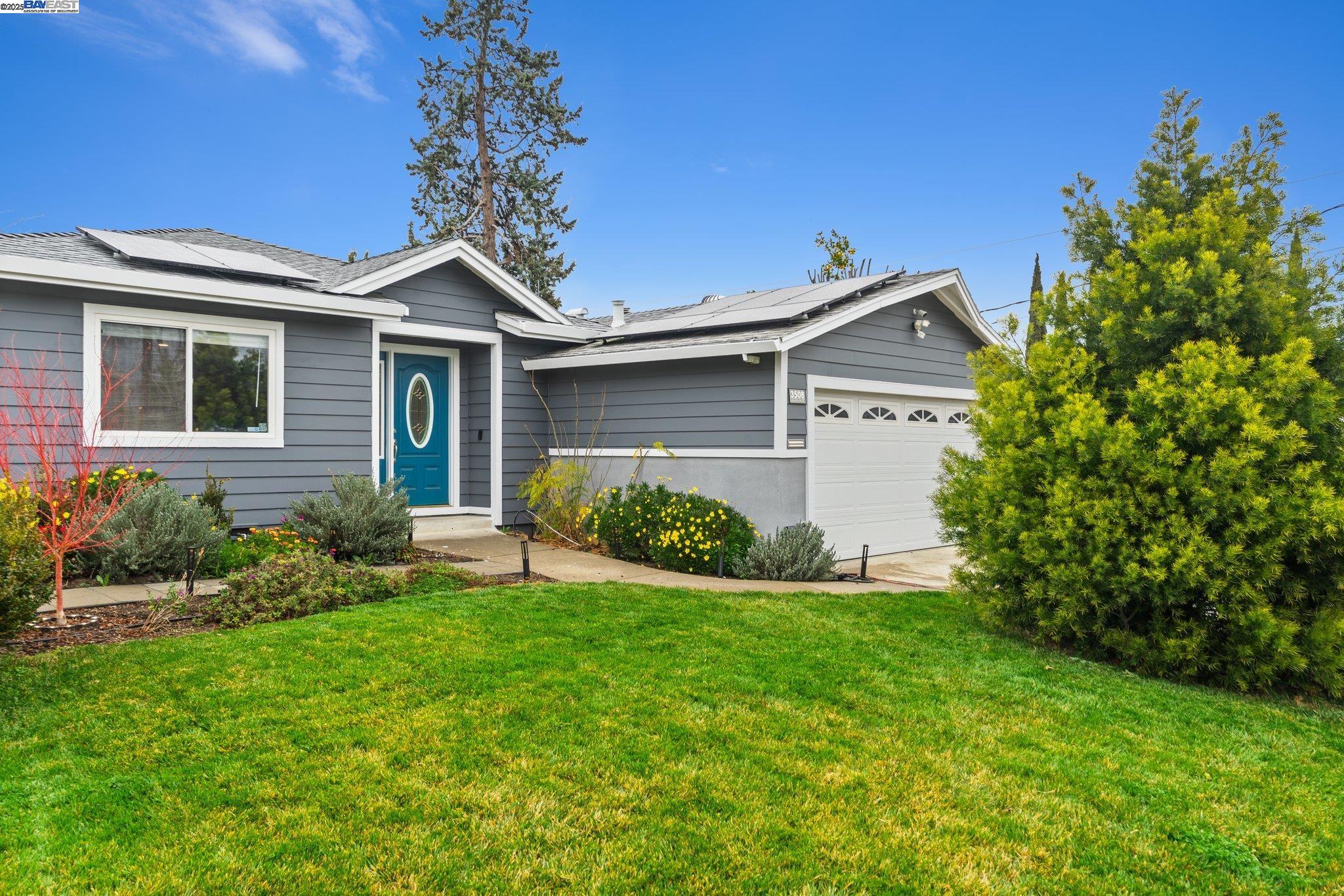 3508 Hillsborough Dr, Concord, California 94520, 3 Bedrooms Bedrooms, 8 Rooms Rooms,3 BathroomsBathrooms,Residential,For Sale,3508 Hillsborough Dr,41084868
