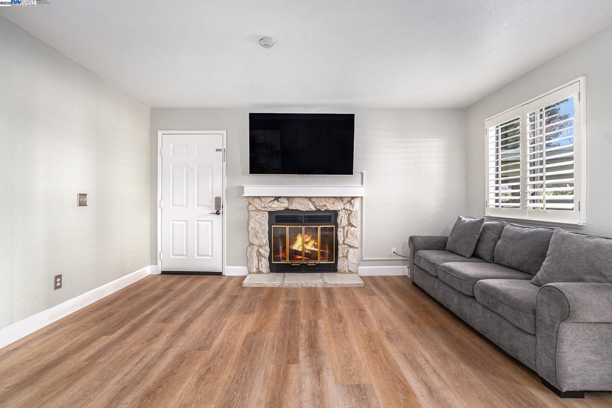 Photo #4: 41084872 Listing 